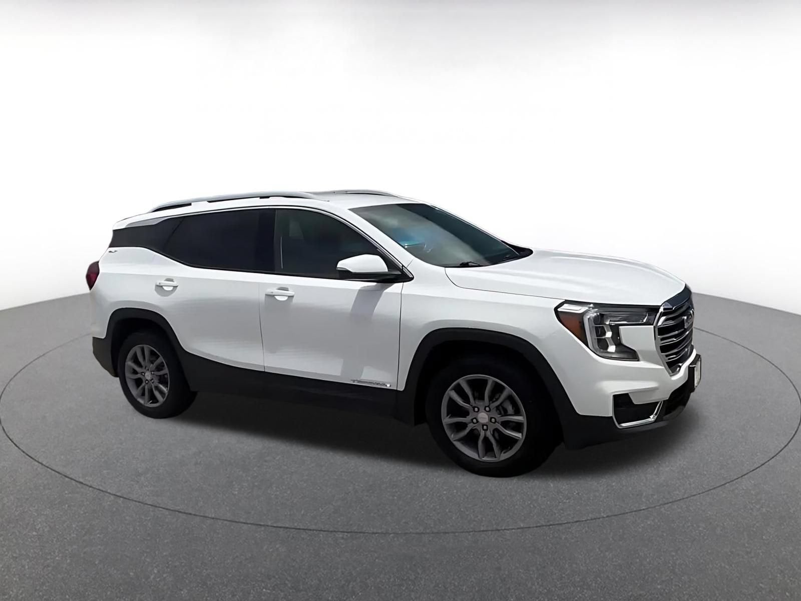 Thumbnail: 2024 GMC Terrain - 2