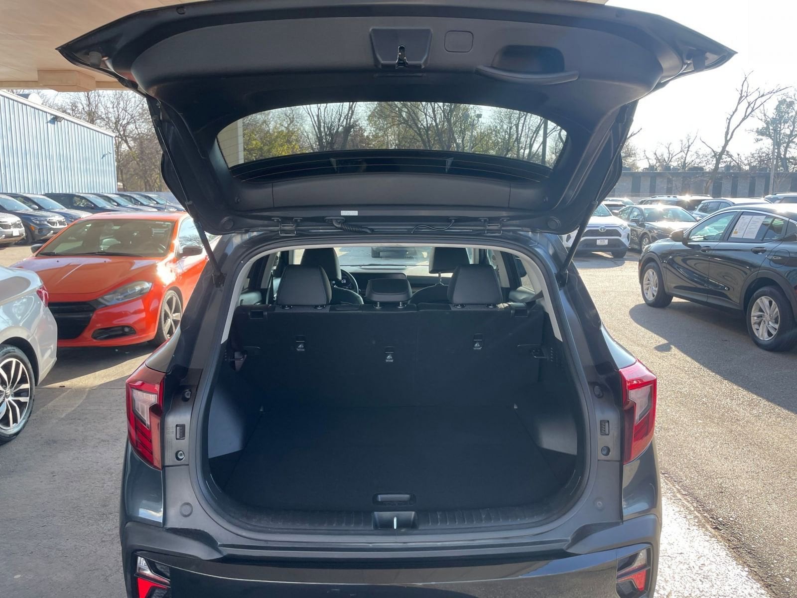 Thumbnail: 2025 Kia Seltos - 30