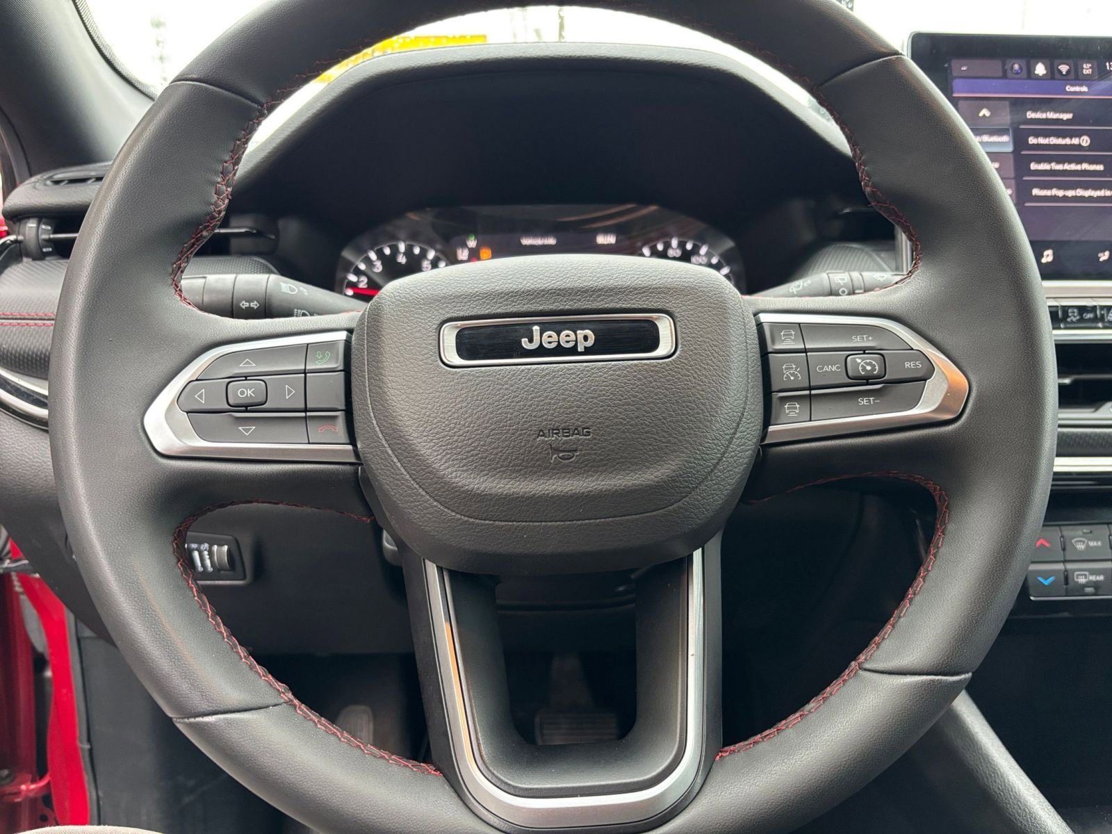 Thumbnail: 2025 Jeep Compass - 27