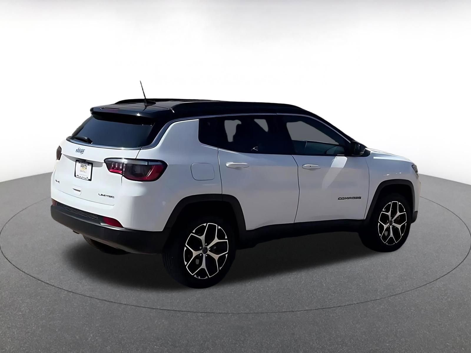 Thumbnail: 2025 Jeep Compass - 15