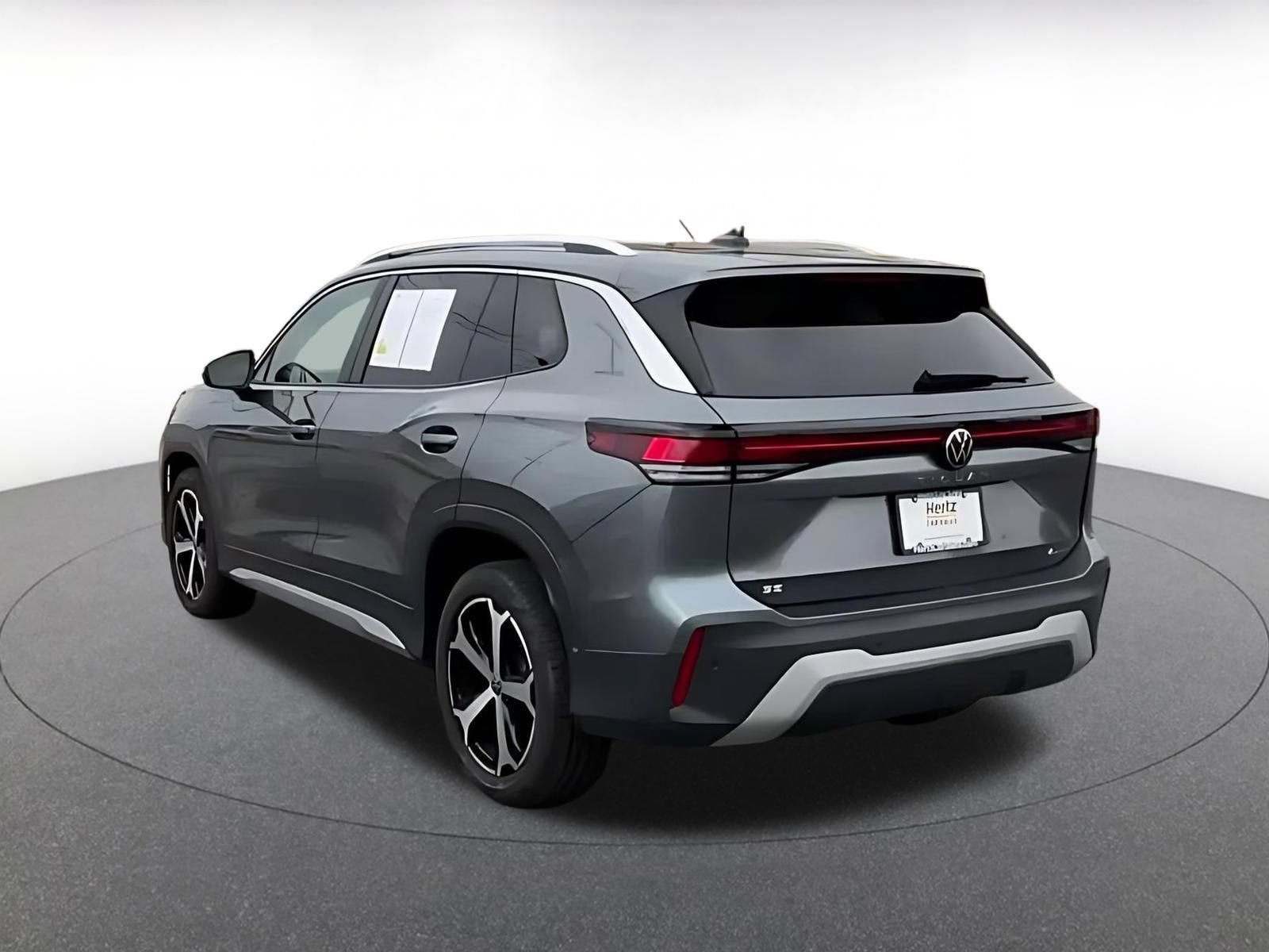 Thumbnail: 2026 Volkswagen Tiguan - 10