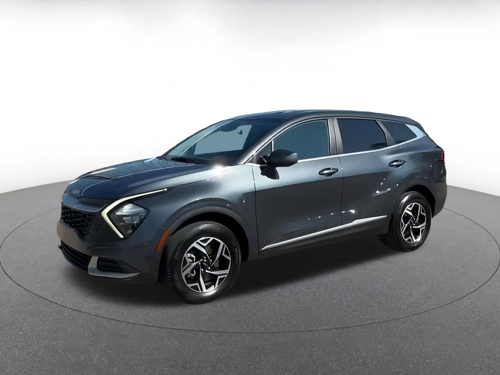 Thumbnail: 2023 Kia Sportage - 8