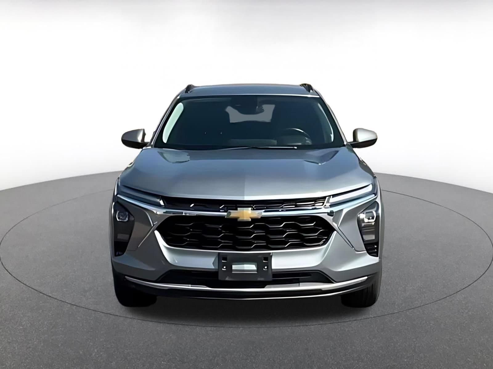 Thumbnail: 2025 Chevrolet Trax - 4