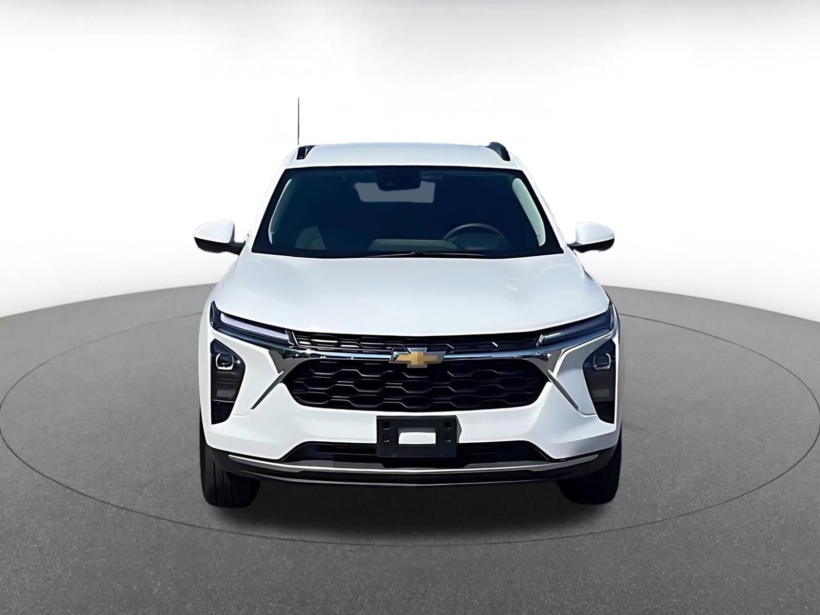 Thumbnail: 2025 Chevrolet Trax - 4