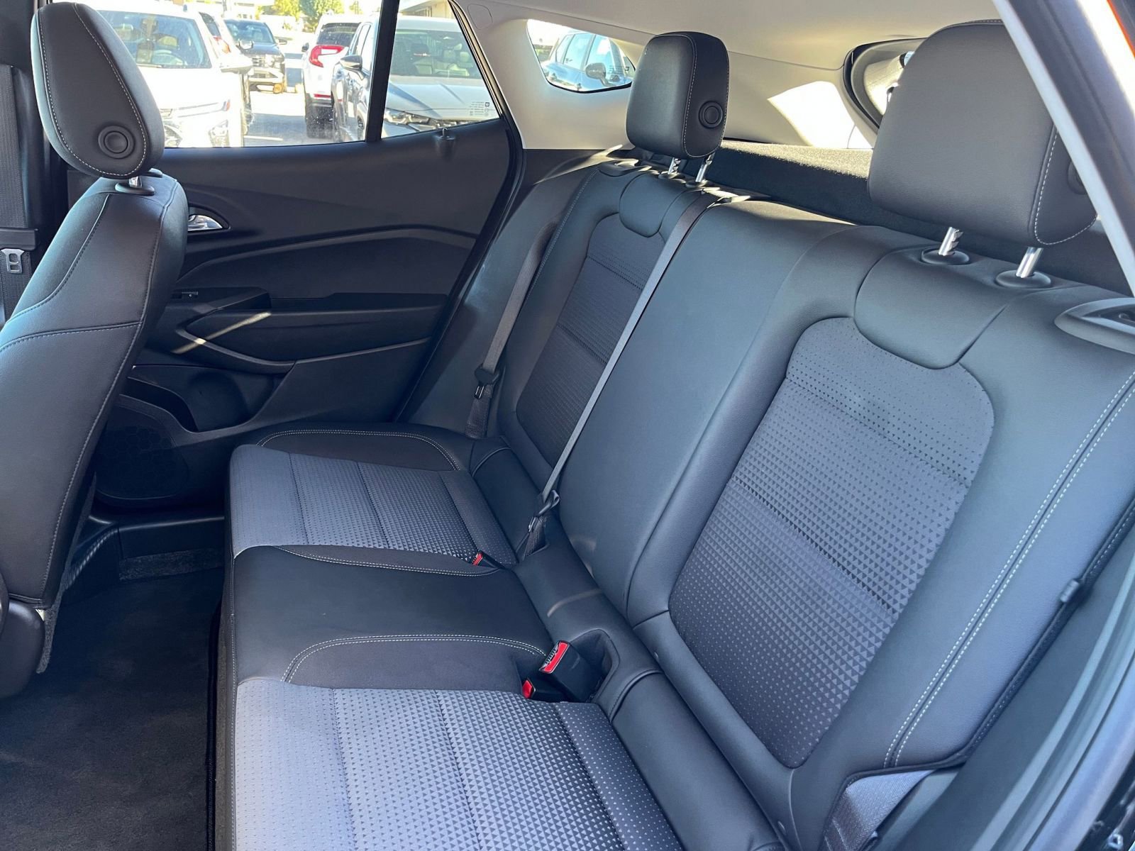 Thumbnail: 2025 Chevrolet Trax - 24