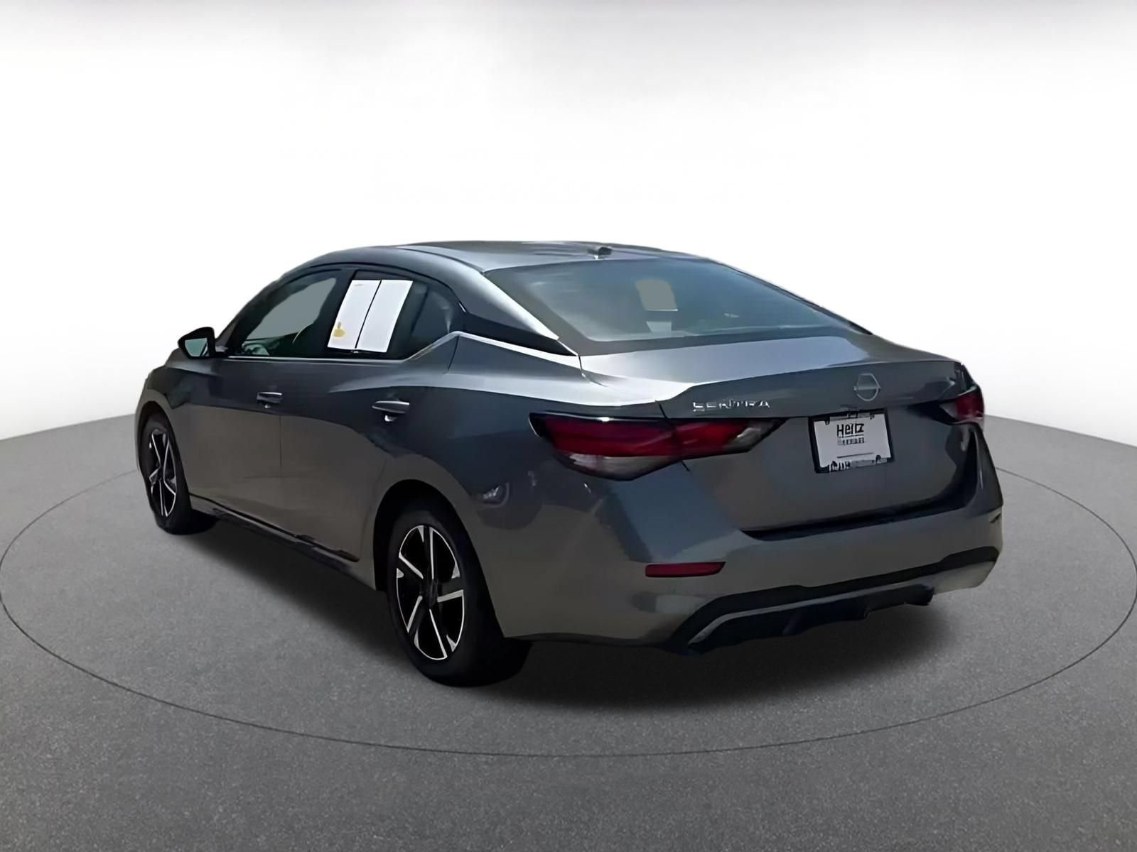 Thumbnail: 2025 Nissan Sentra - 10