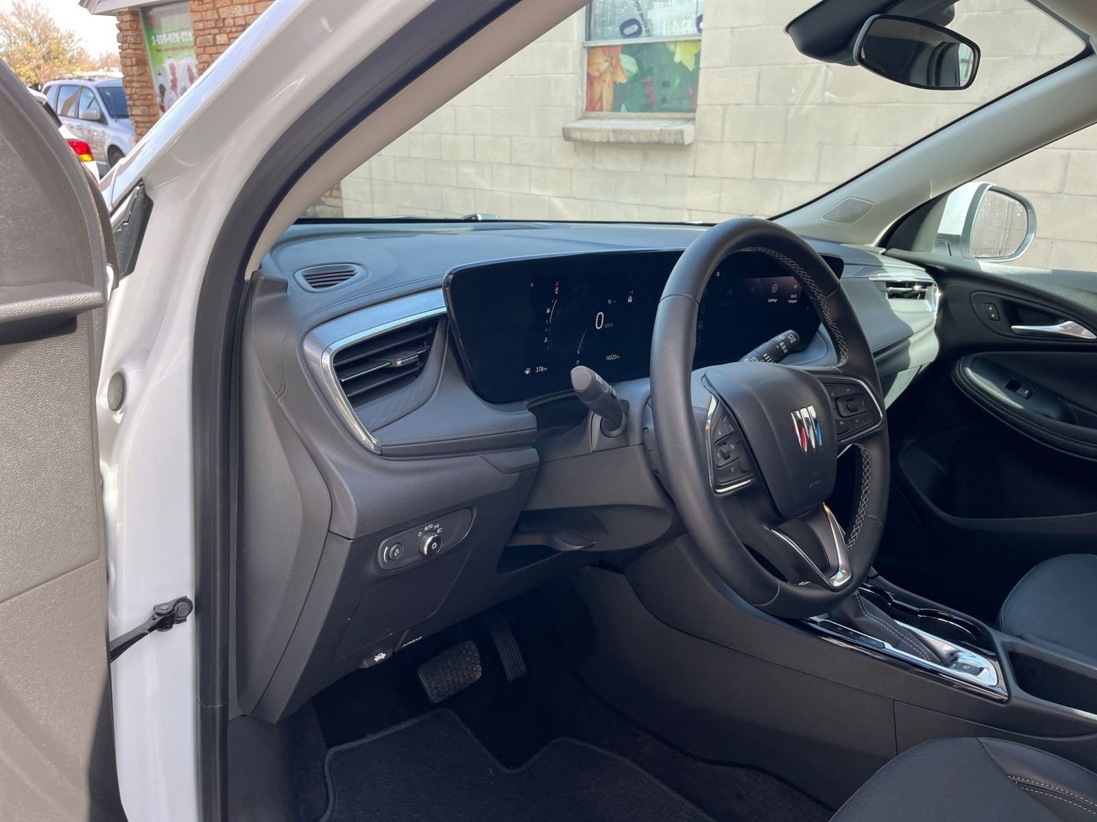 Thumbnail: 2025 Buick Encore GX - 32