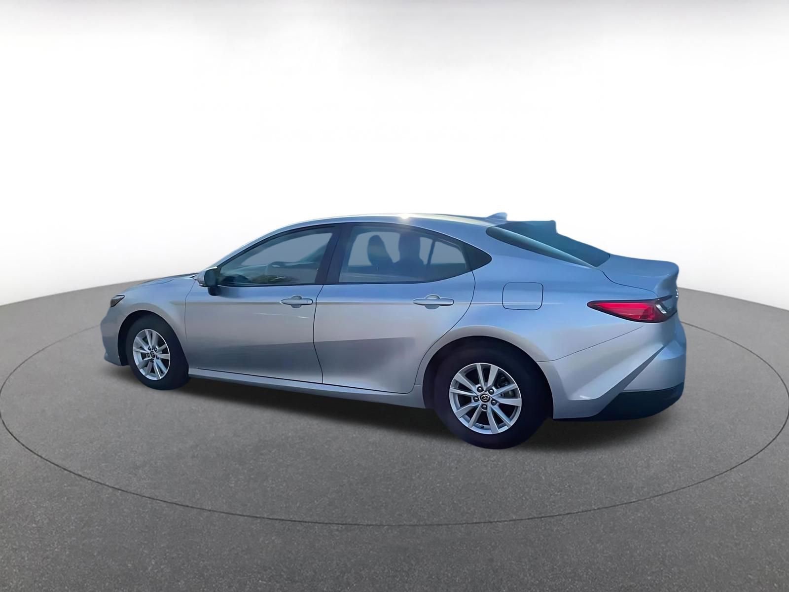 Thumbnail: 2025 Toyota Camry - 10