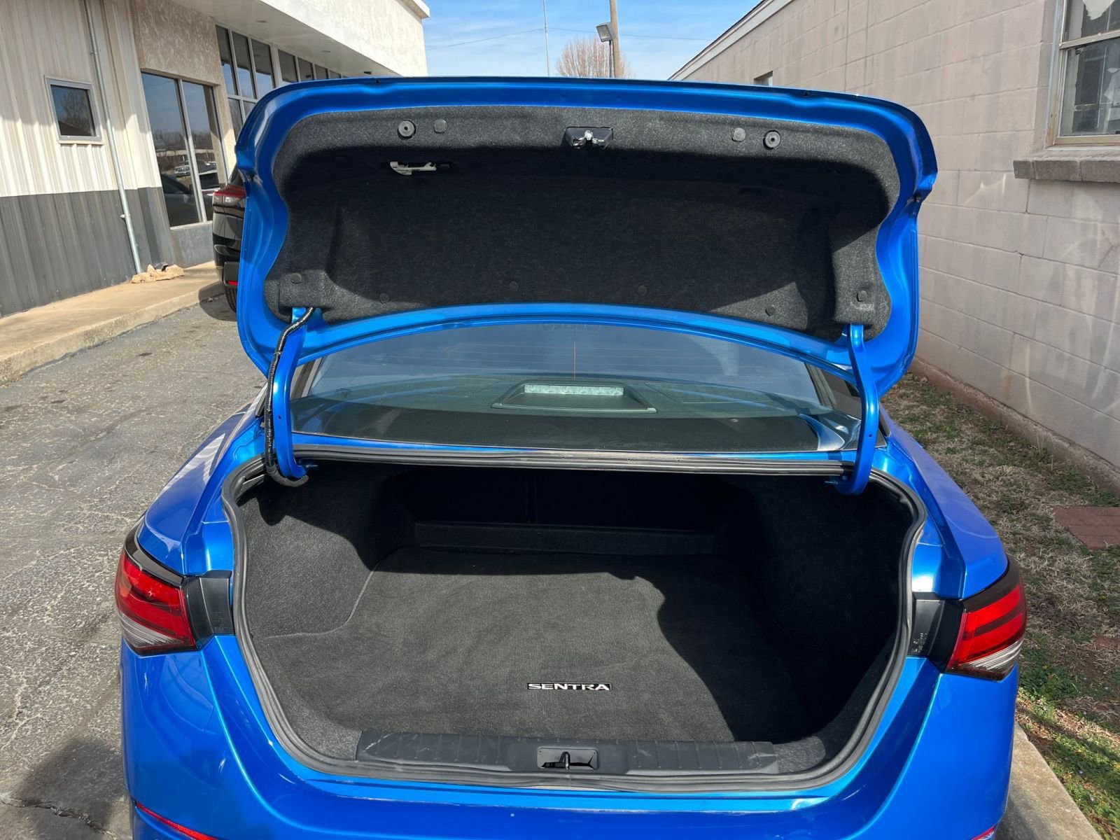 Thumbnail: 2025 Nissan Sentra - 29