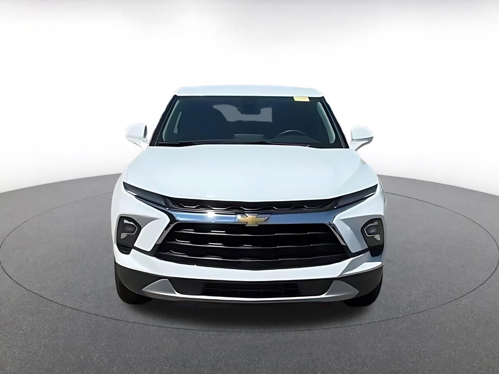 Thumbnail: 2025 Chevrolet Blazer - 4