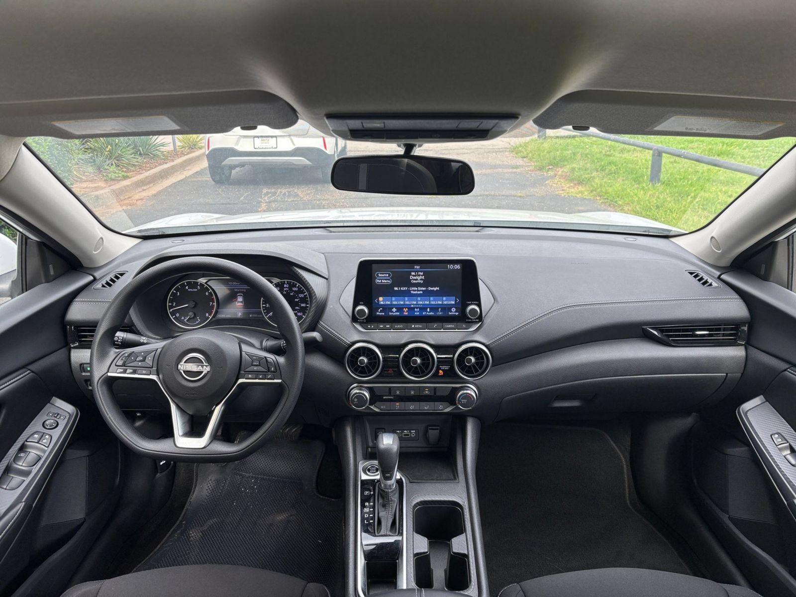 Thumbnail: 2025 Nissan Sentra - 30