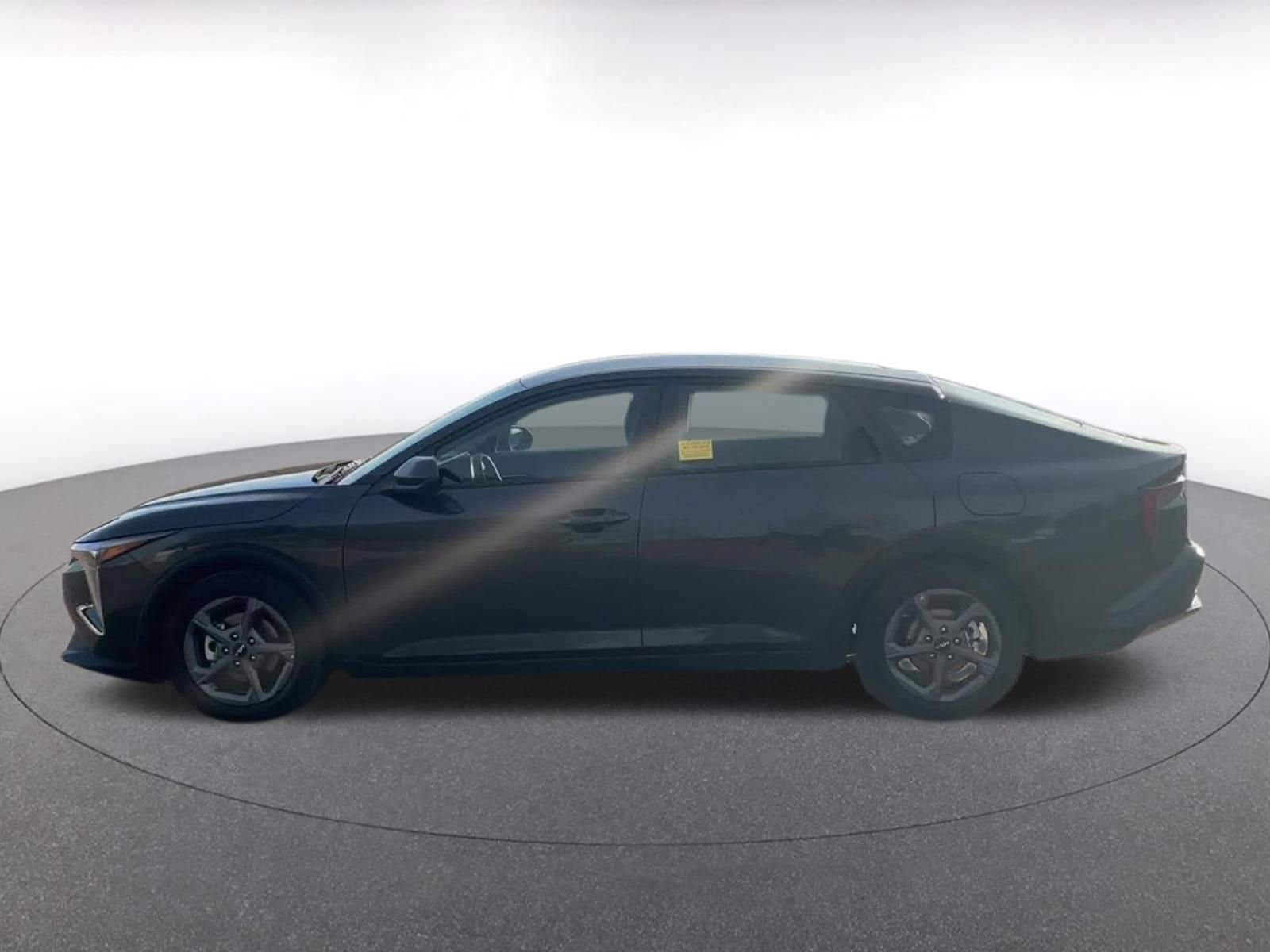 Thumbnail: 2025 Kia K4 - 9