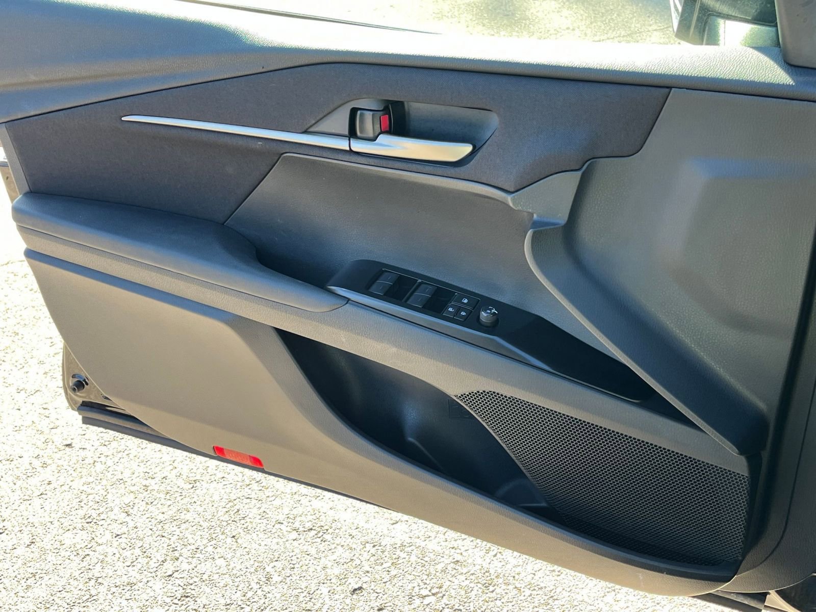 Thumbnail: 2025 Toyota Camry - 20