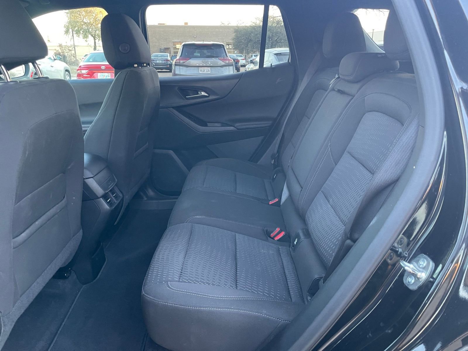 Thumbnail: 2025 Chevrolet Equinox - 25