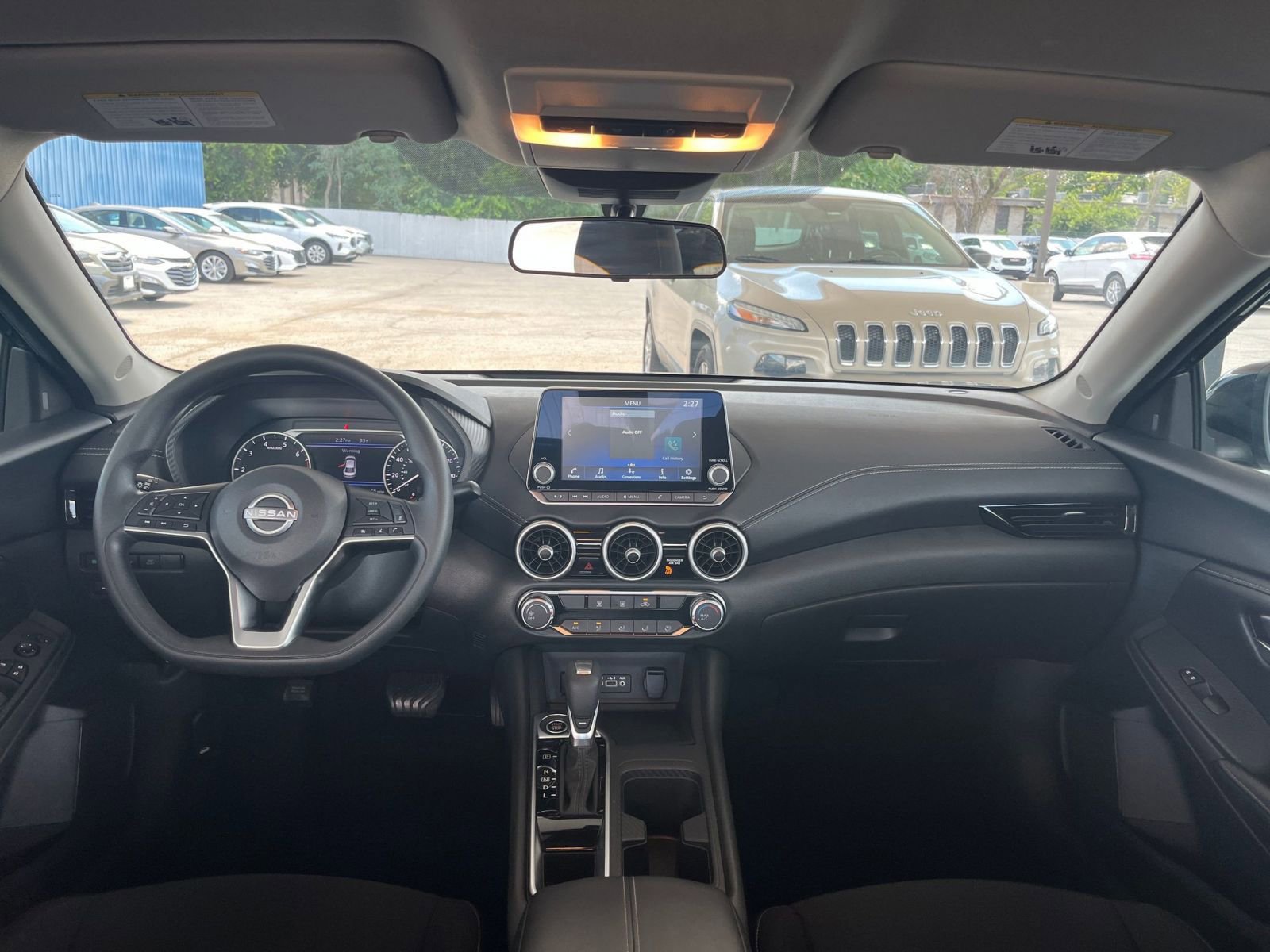 Thumbnail: 2024 Nissan Sentra - 31