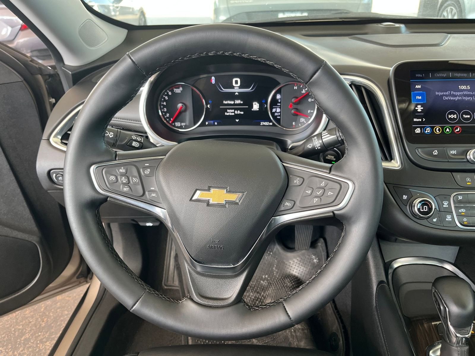 Thumbnail: 2024 Chevrolet Malibu - 28