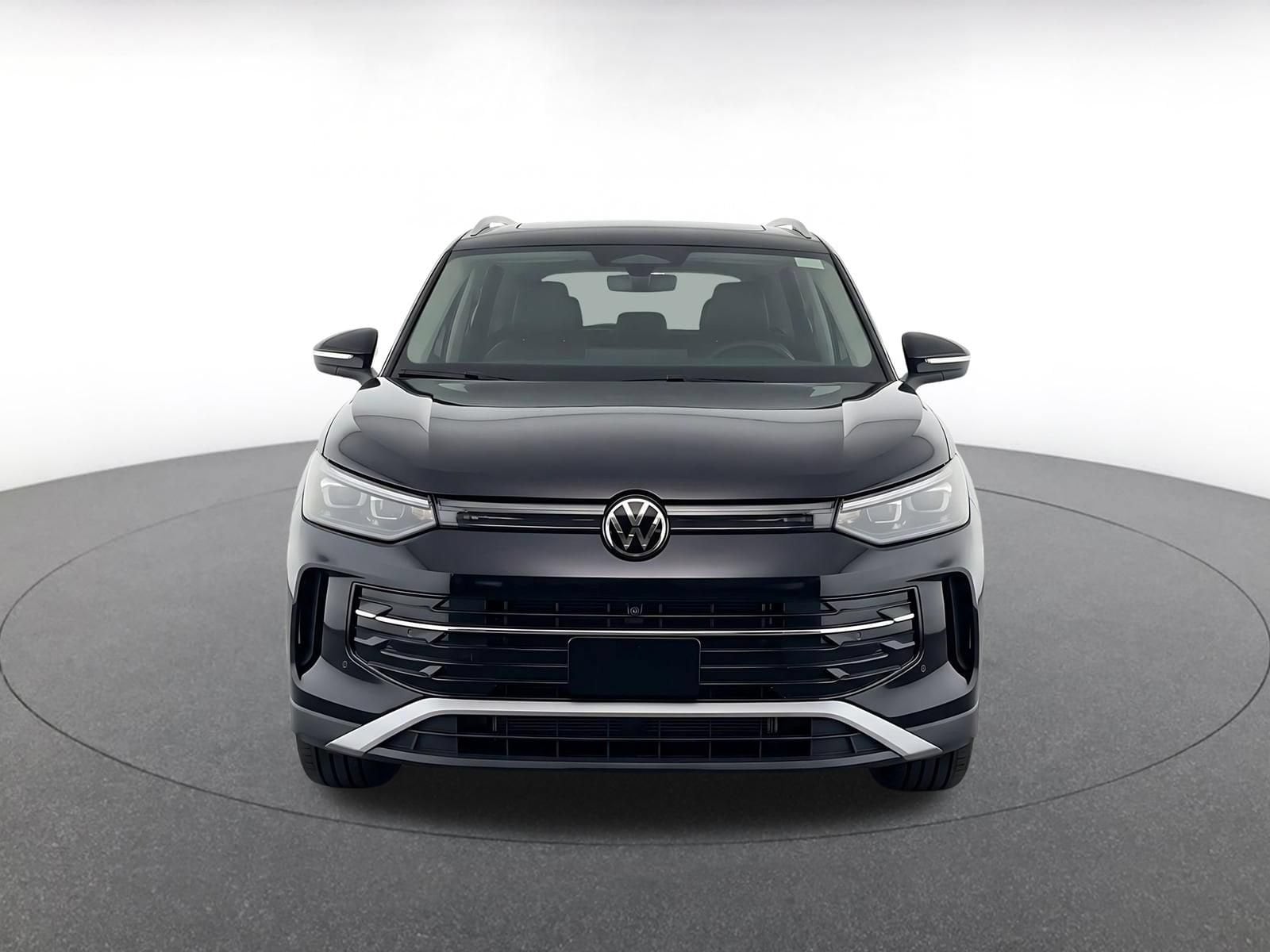Thumbnail: 2026 Volkswagen Tiguan - 2