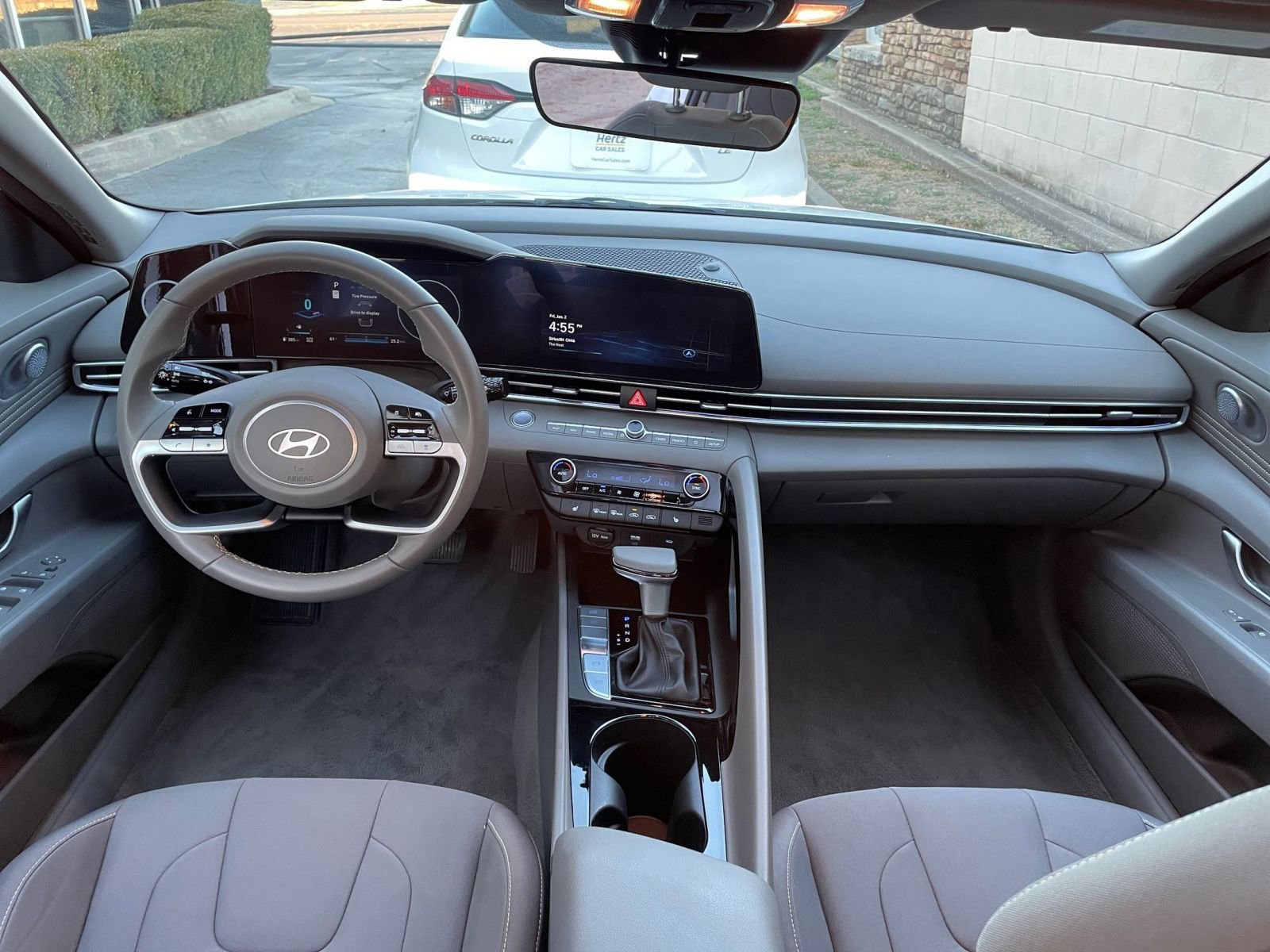 Thumbnail: 2025 Hyundai Elantra - 32