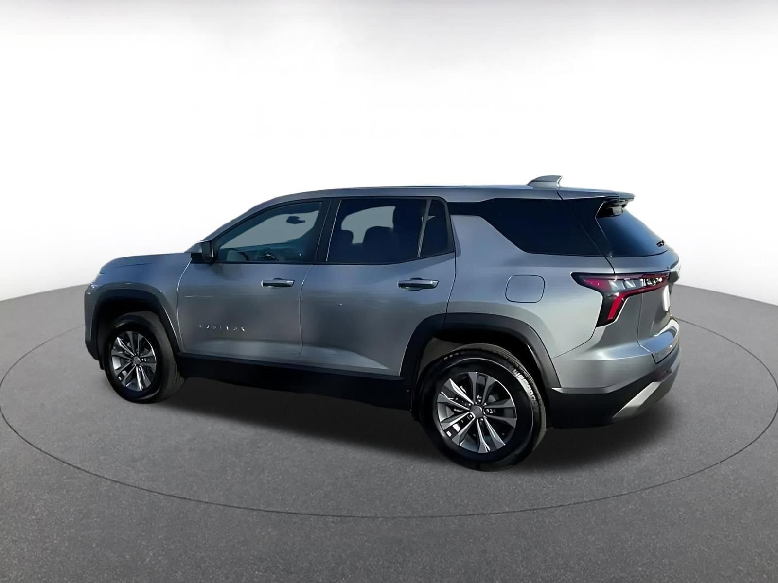 Thumbnail: 2025 Chevrolet Equinox - 9