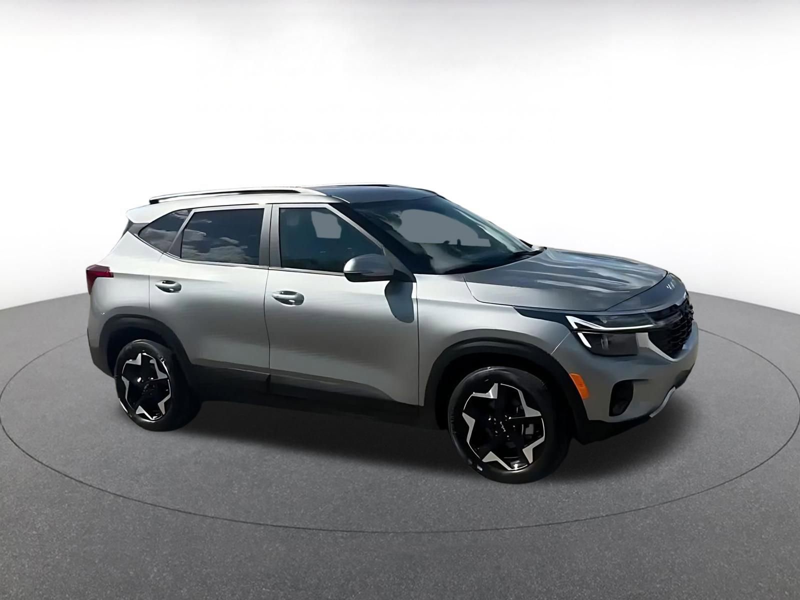 Thumbnail: 2025 Kia Seltos - 2