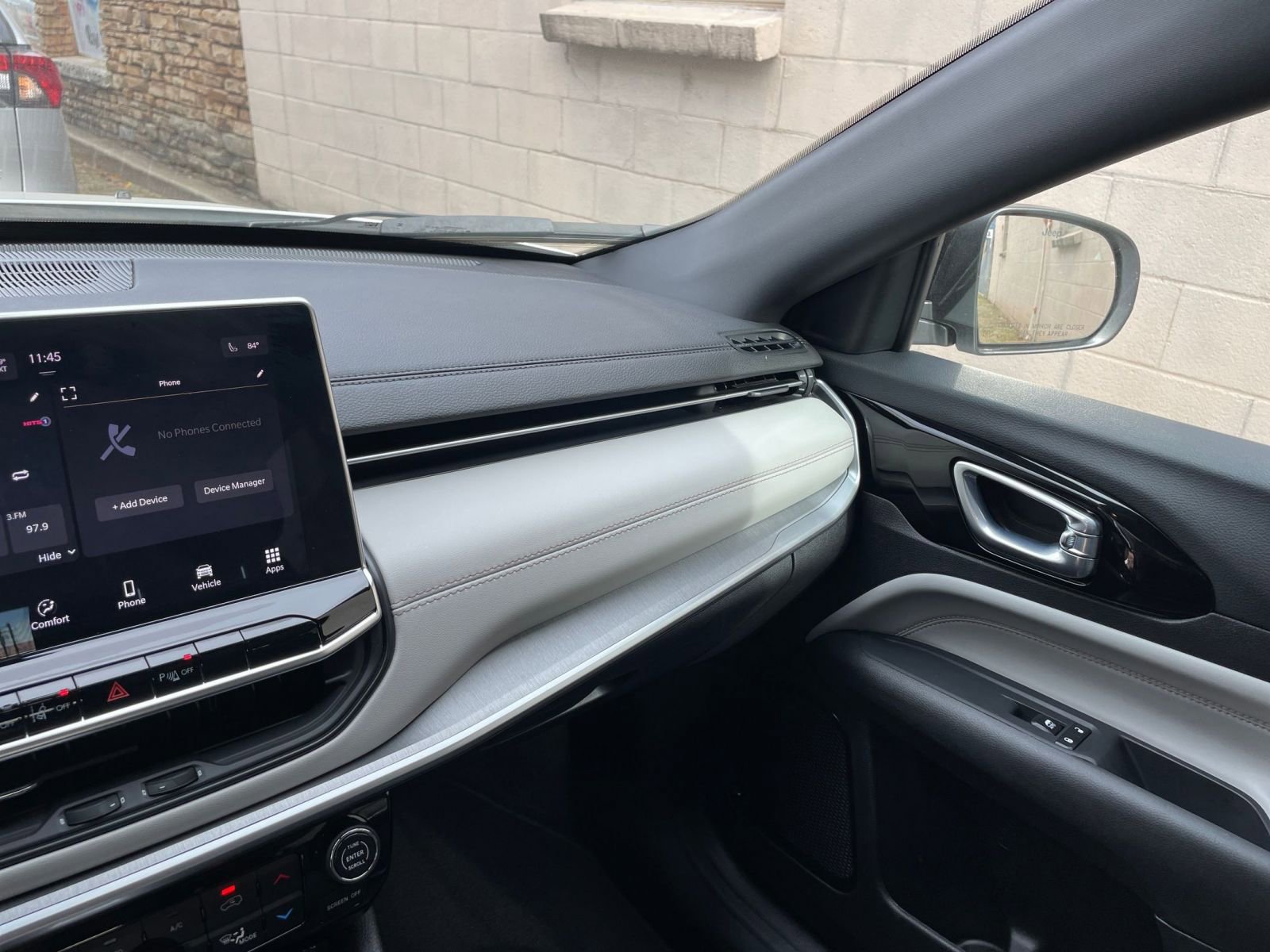 Thumbnail: 2025 Jeep Compass - 35