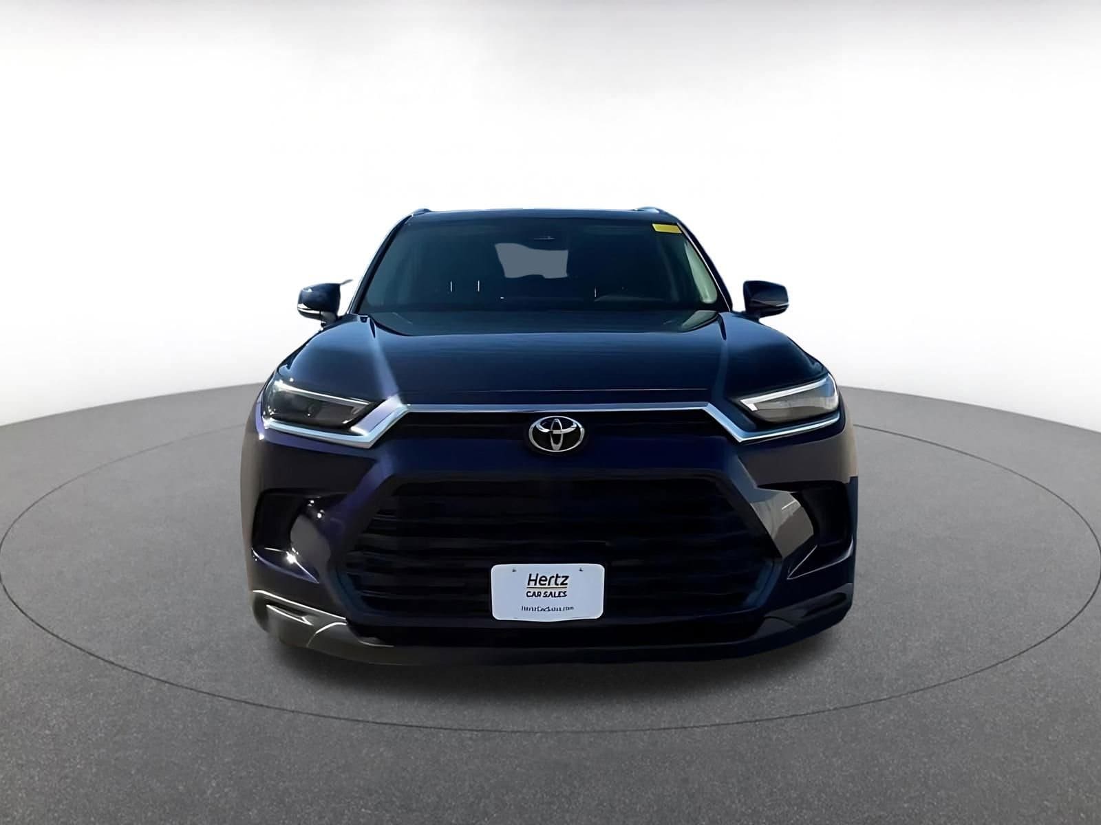 Thumbnail: 2025 Toyota Grand Highlander - 4