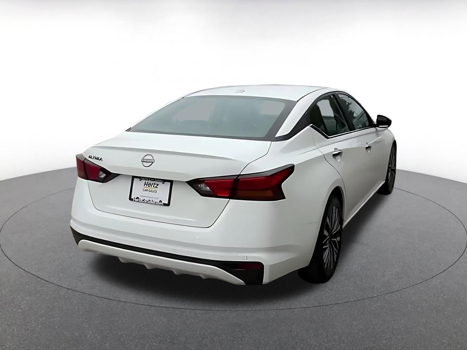 Thumbnail: 2025 Nissan Altima - 16