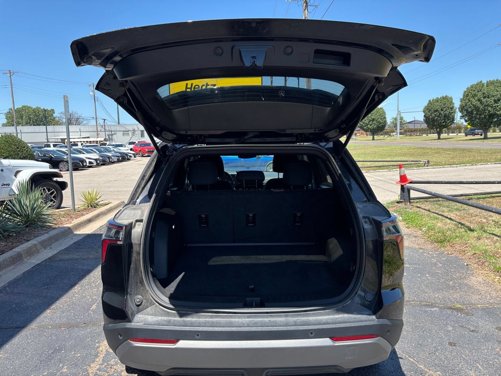 Thumbnail: 2025 Chevrolet Equinox - 31