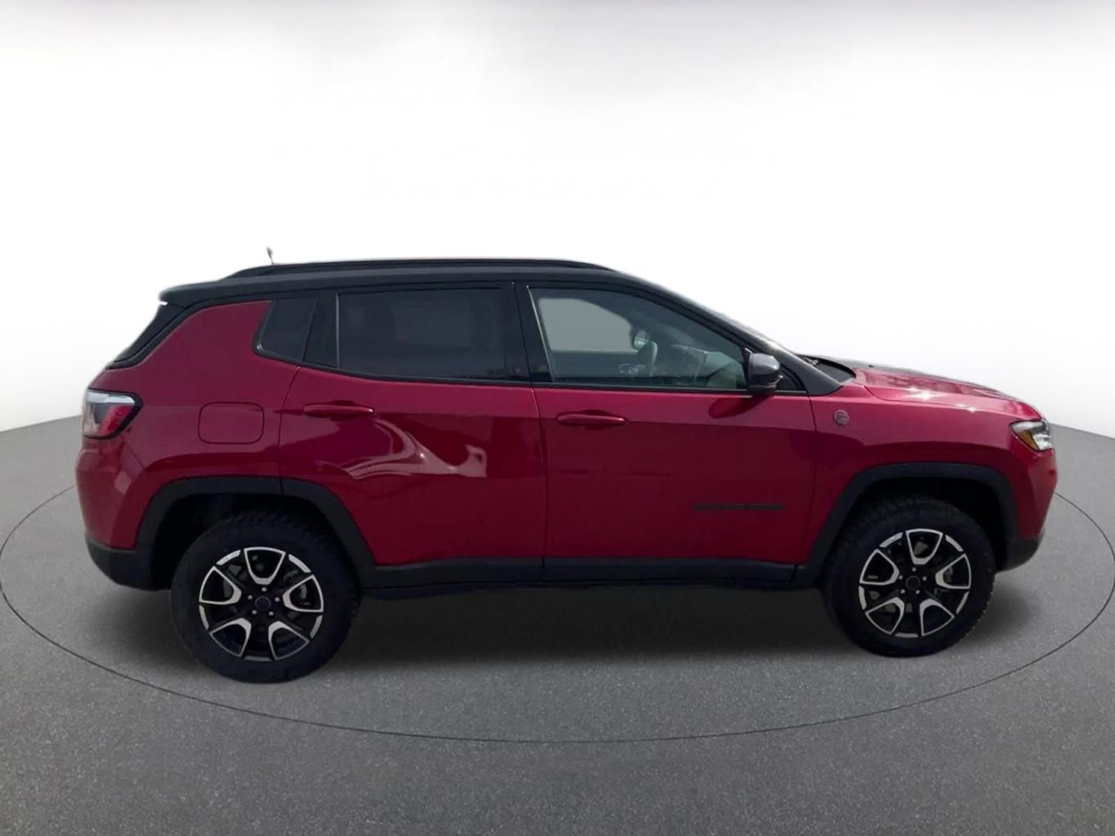 Thumbnail: 2025 Jeep Compass - 16