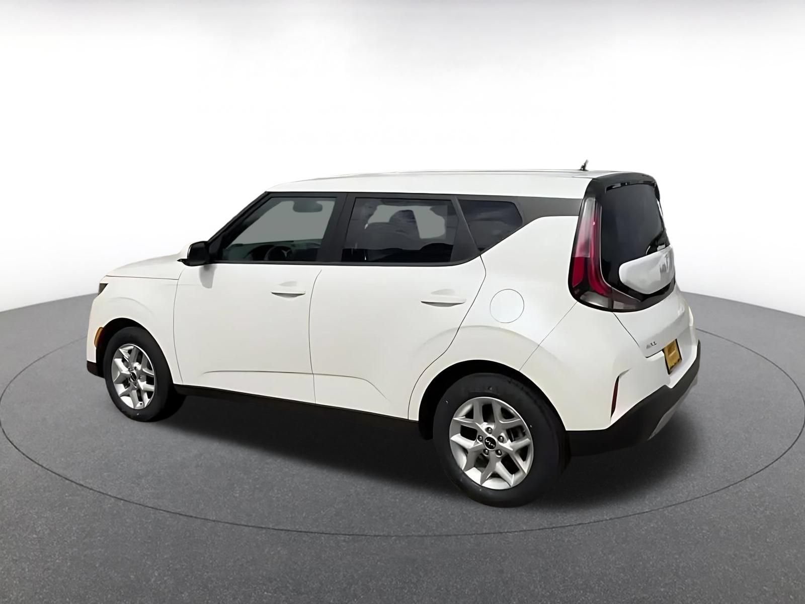 Thumbnail: 2025 Kia Soul - 10