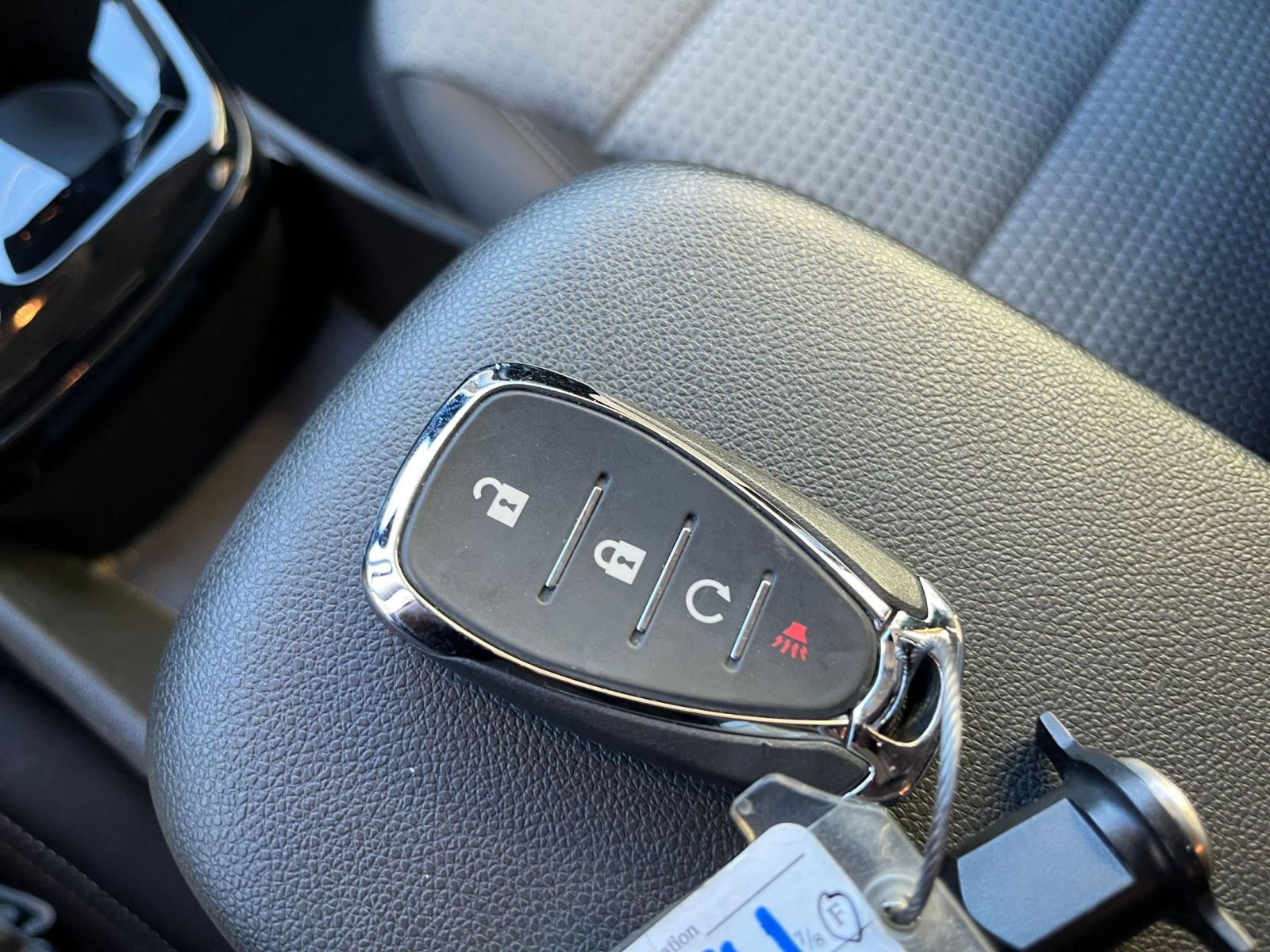 Thumbnail: 2025 Chevrolet Trax - 23