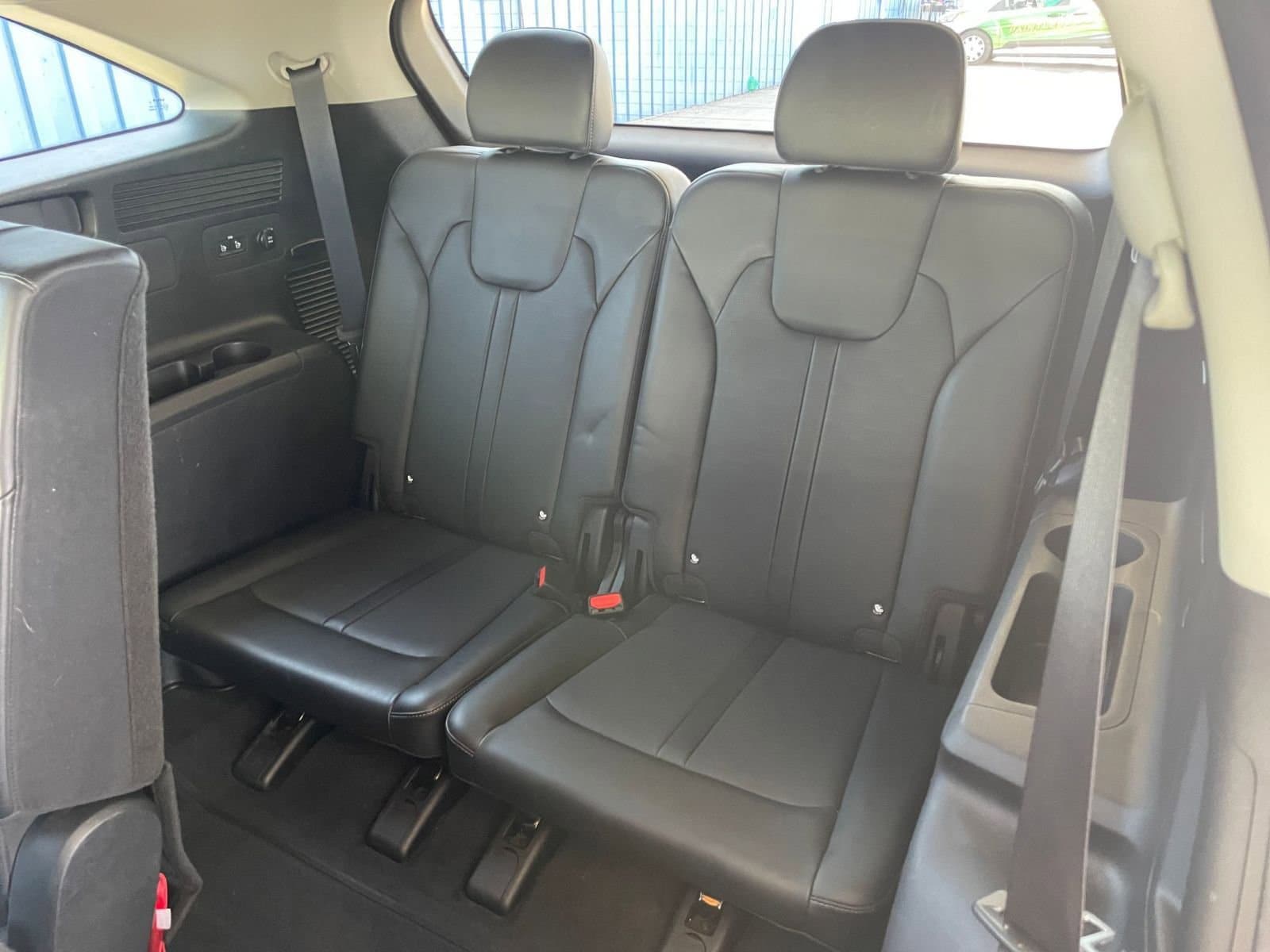 Thumbnail: 2024 Kia Sorento - 31