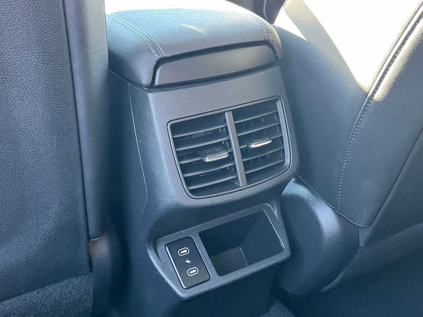 Thumbnail: 2025 Kia Seltos - 23