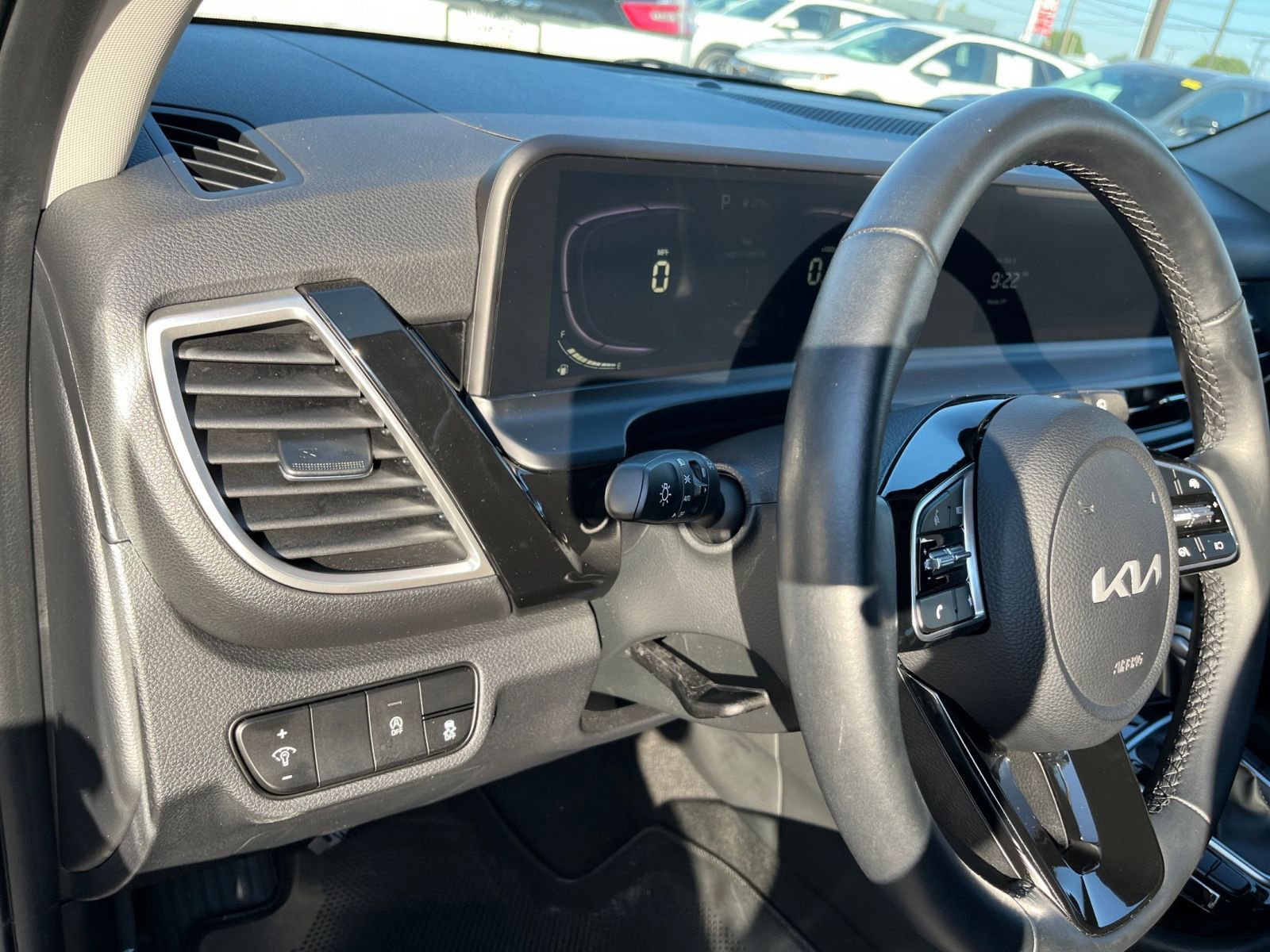 Thumbnail: 2025 Kia Seltos - 33