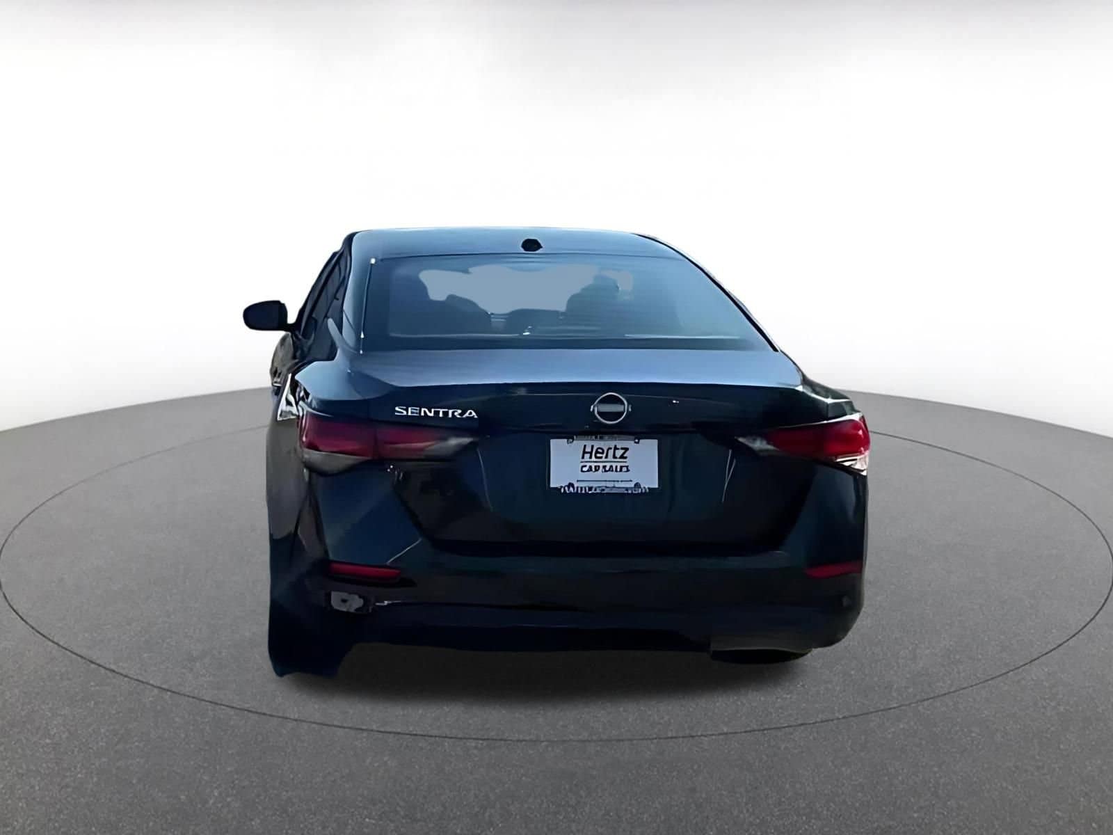 Thumbnail: 2025 Nissan Sentra - 9