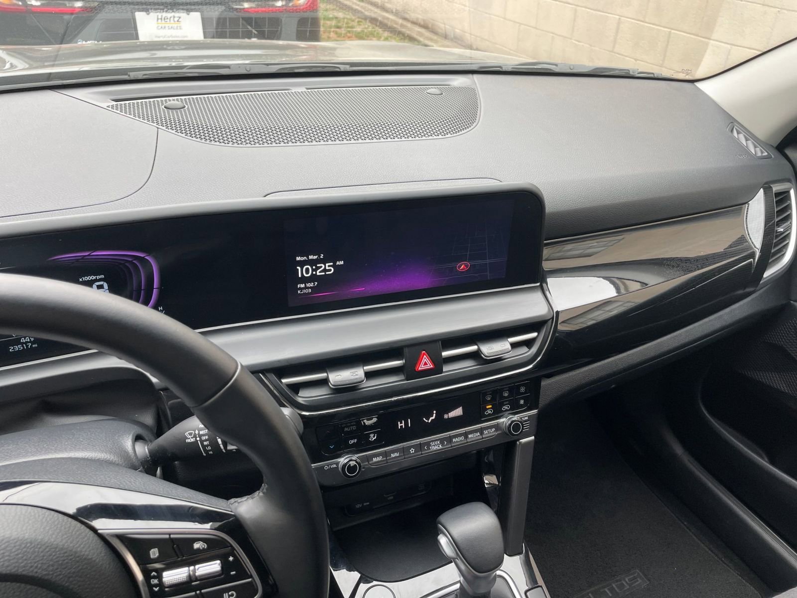 Thumbnail: 2025 Kia Seltos - 17