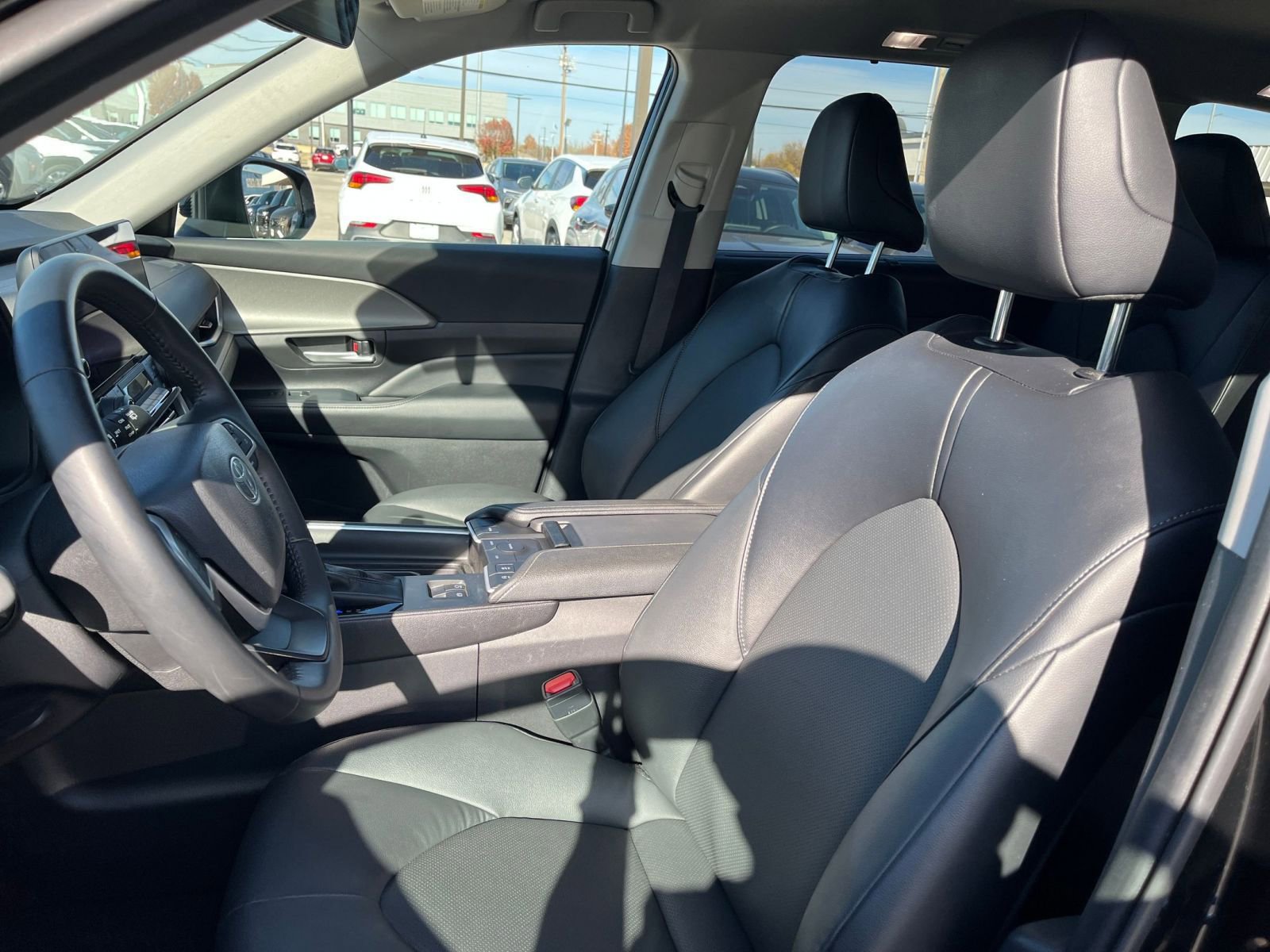 Thumbnail: 2025 Toyota Grand Highlander - 27