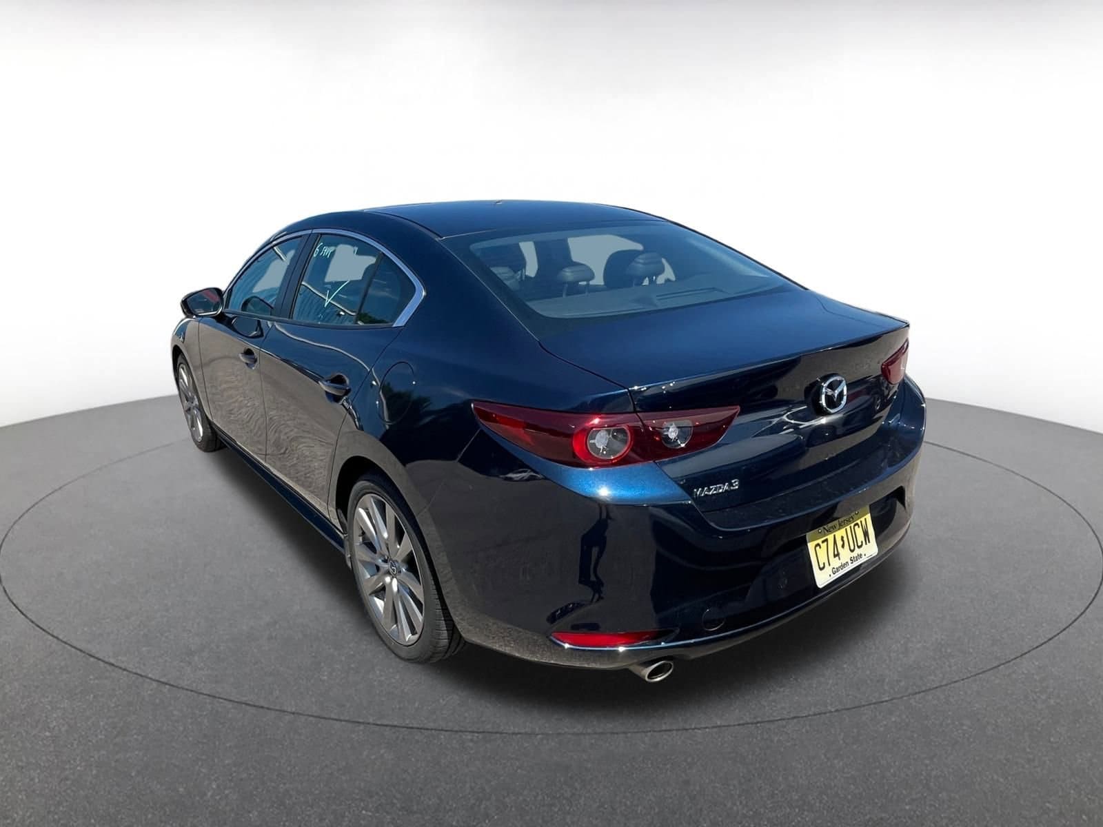 Thumbnail: 2024 Mazda Mazda3 - 3
