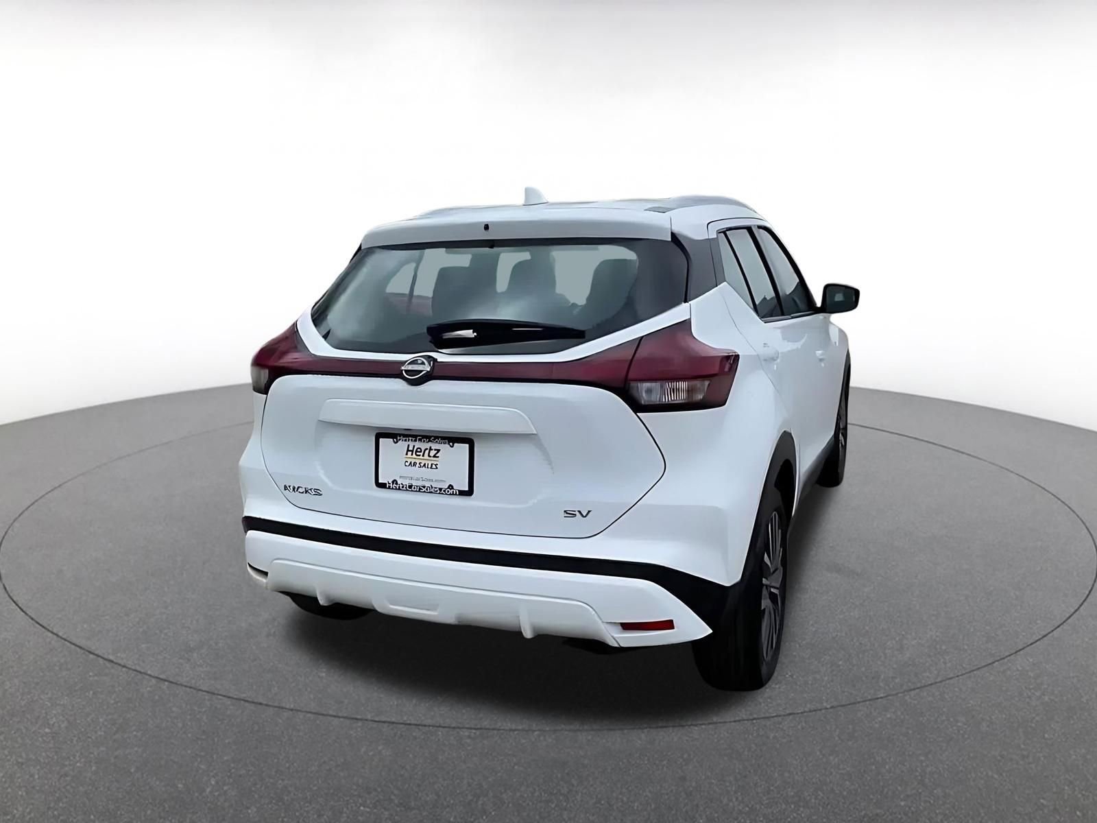 Thumbnail: 2024 Nissan Kicks - 14