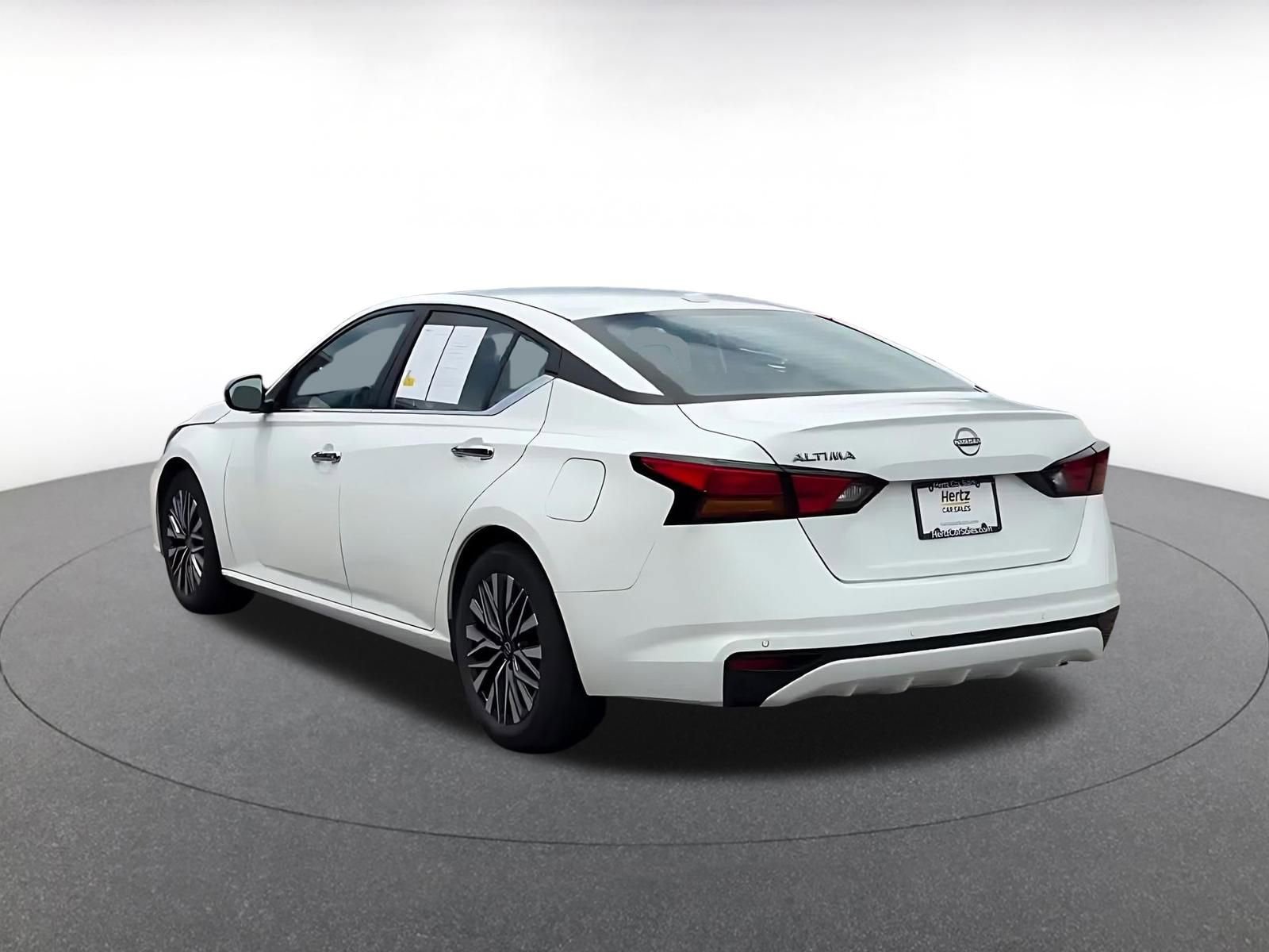 Thumbnail: 2025 Nissan Altima - 11