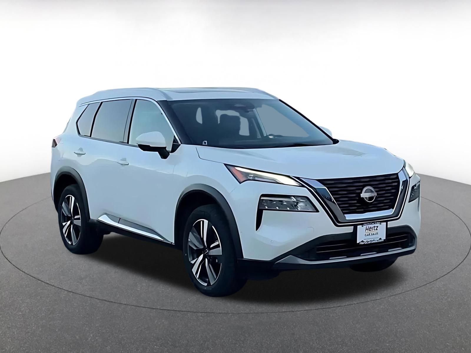 Thumbnail: 2023 Nissan Rogue - 3