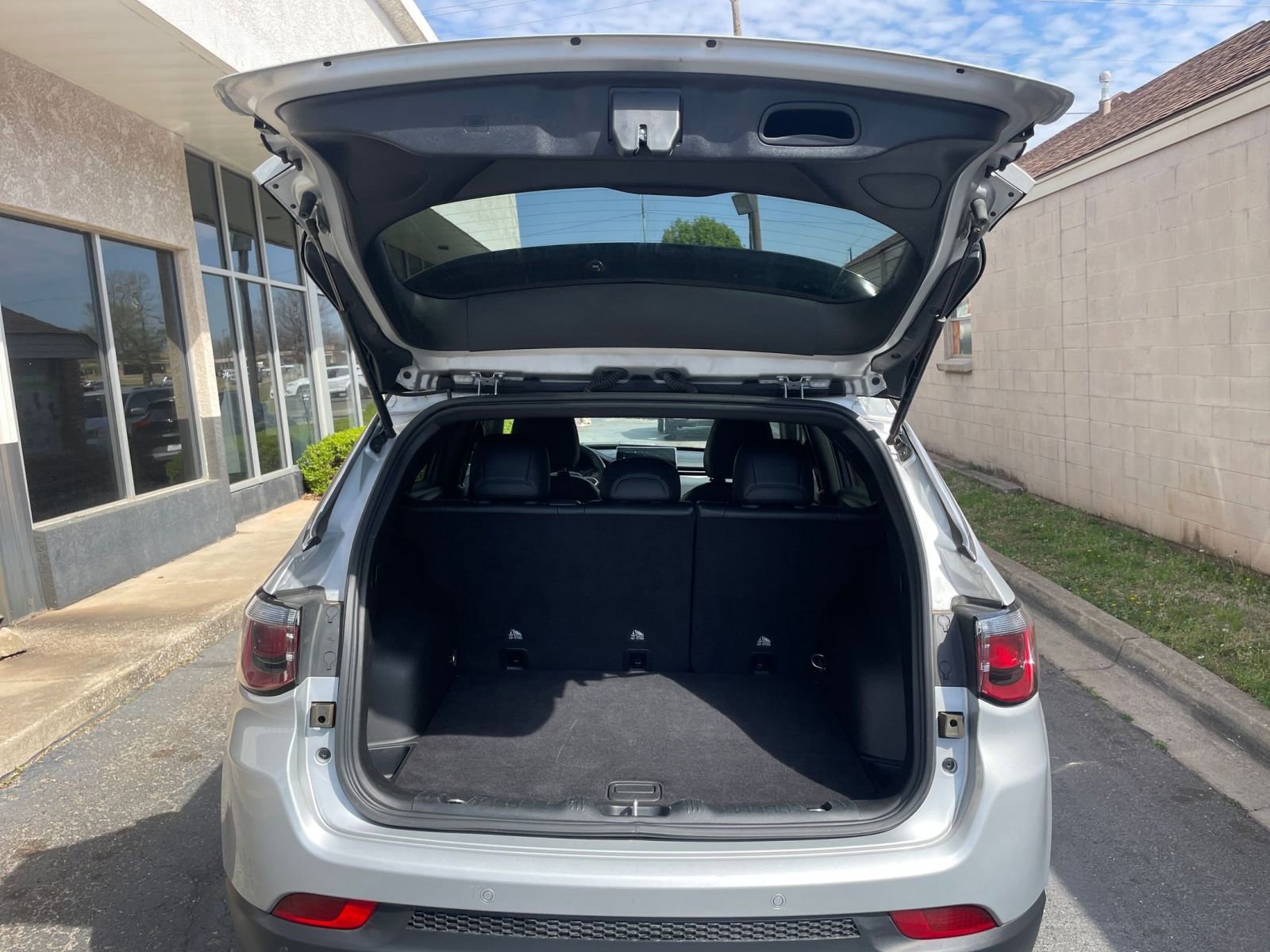 Thumbnail: 2025 Jeep Compass - 32