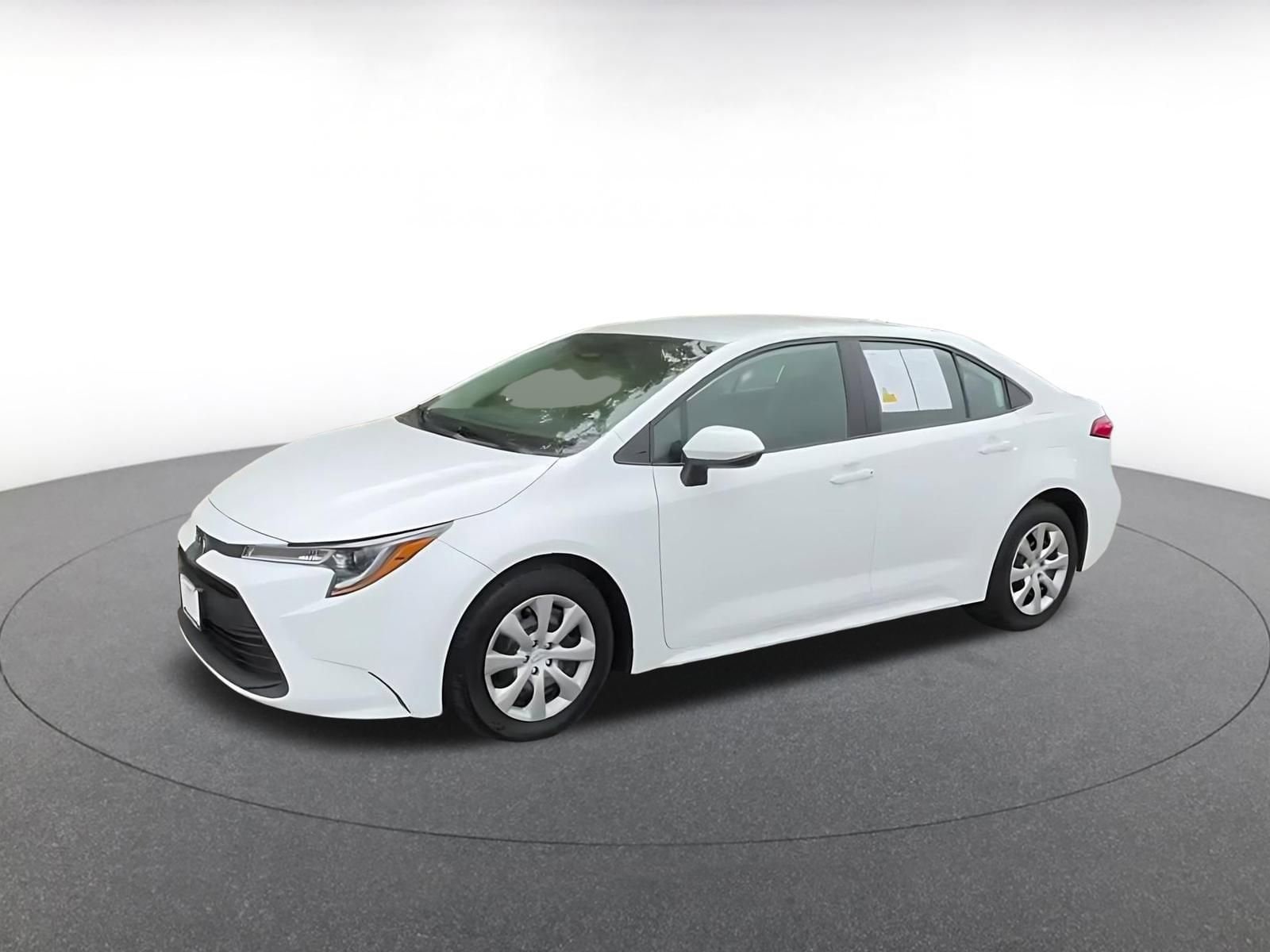 Thumbnail: 2023 Toyota Corolla - 8