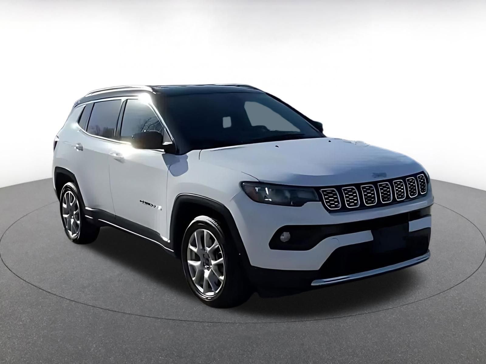 Thumbnail: 2025 Jeep Compass - 3