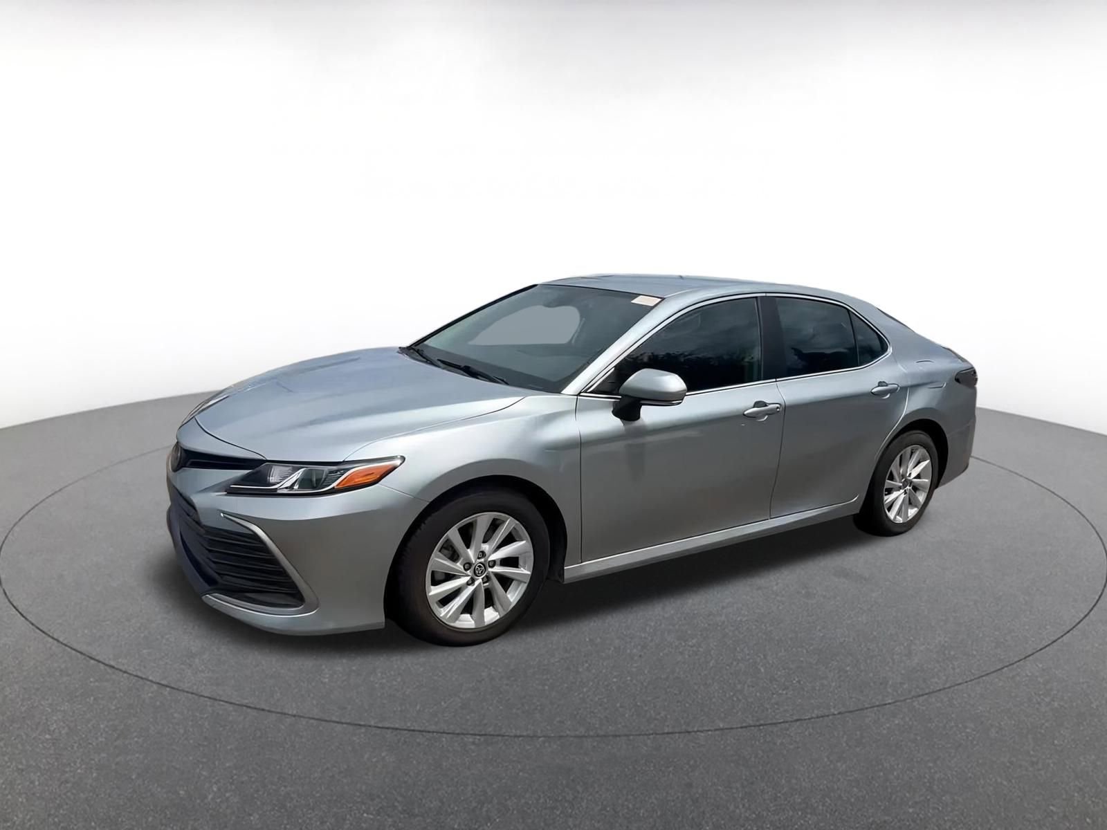 Thumbnail: 2023 Toyota Camry - 7