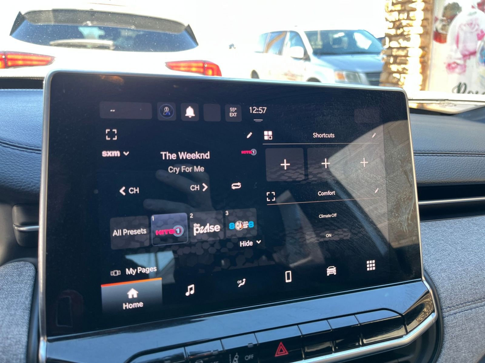 Thumbnail: 2023 Jeep Compass - 21