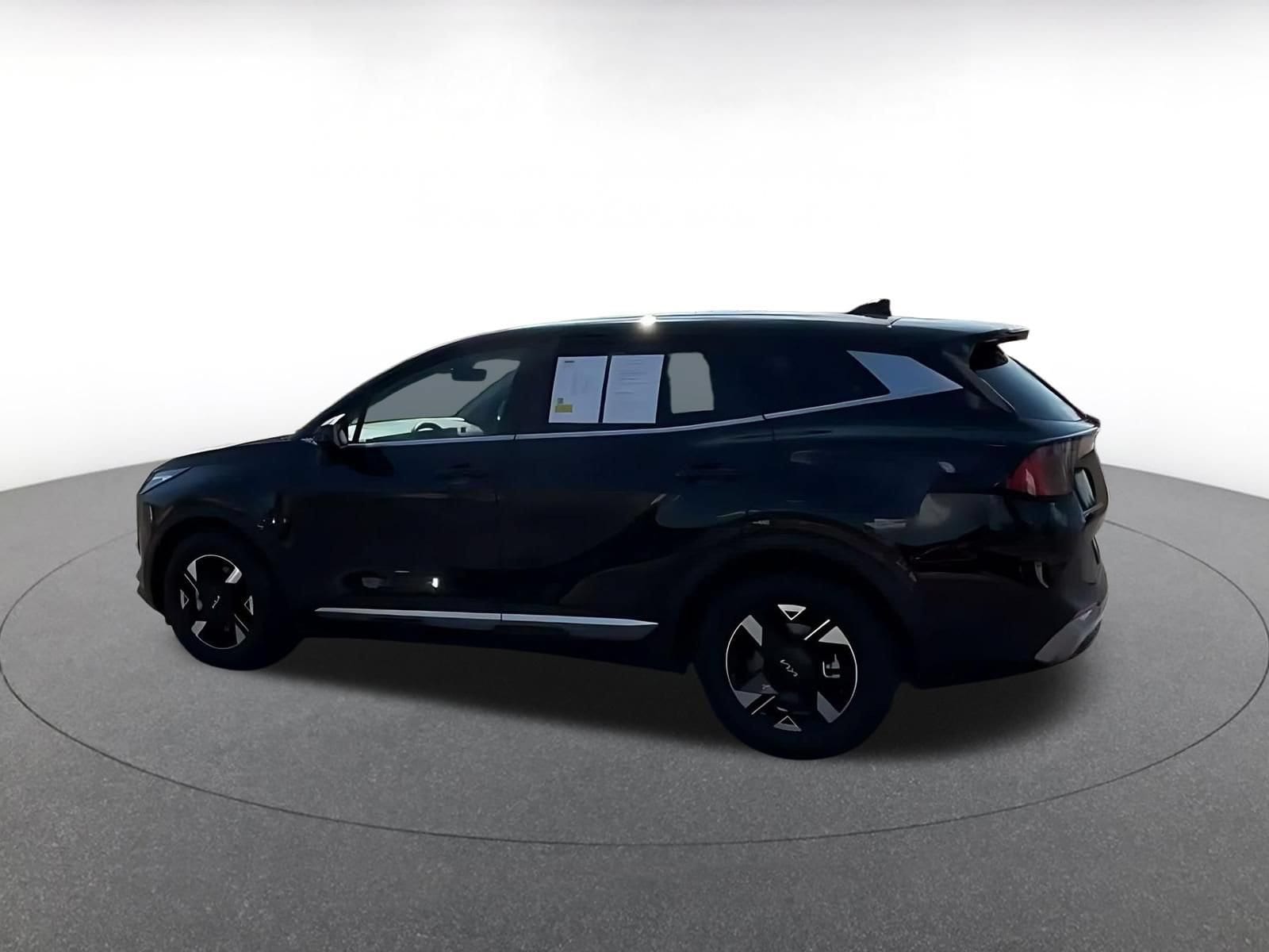 Thumbnail: 2026 Kia Sportage - 9