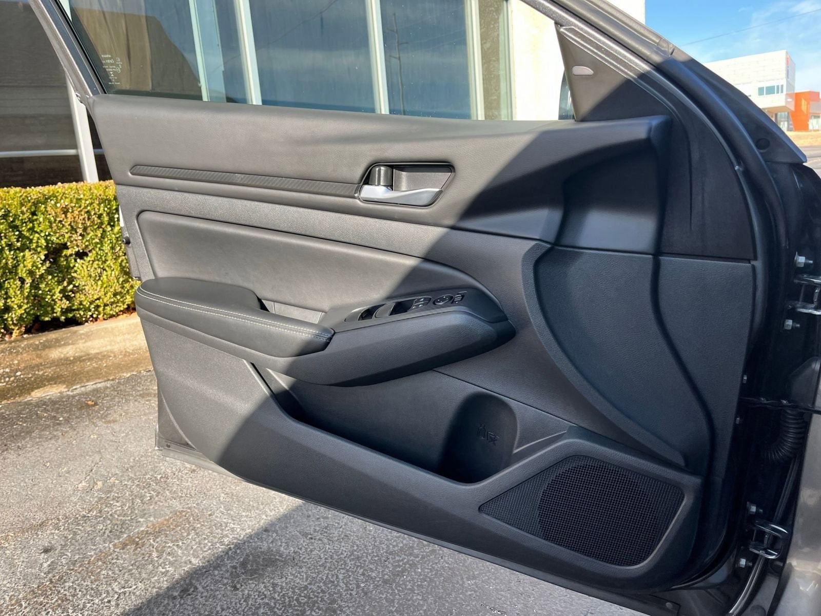 Thumbnail: 2025 Nissan Altima - 20