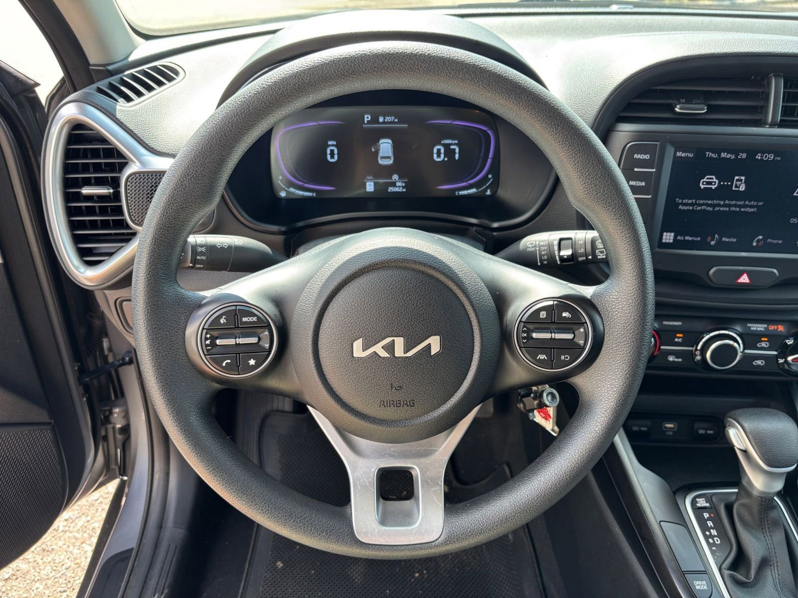 Thumbnail: 2025 Kia Soul - 25