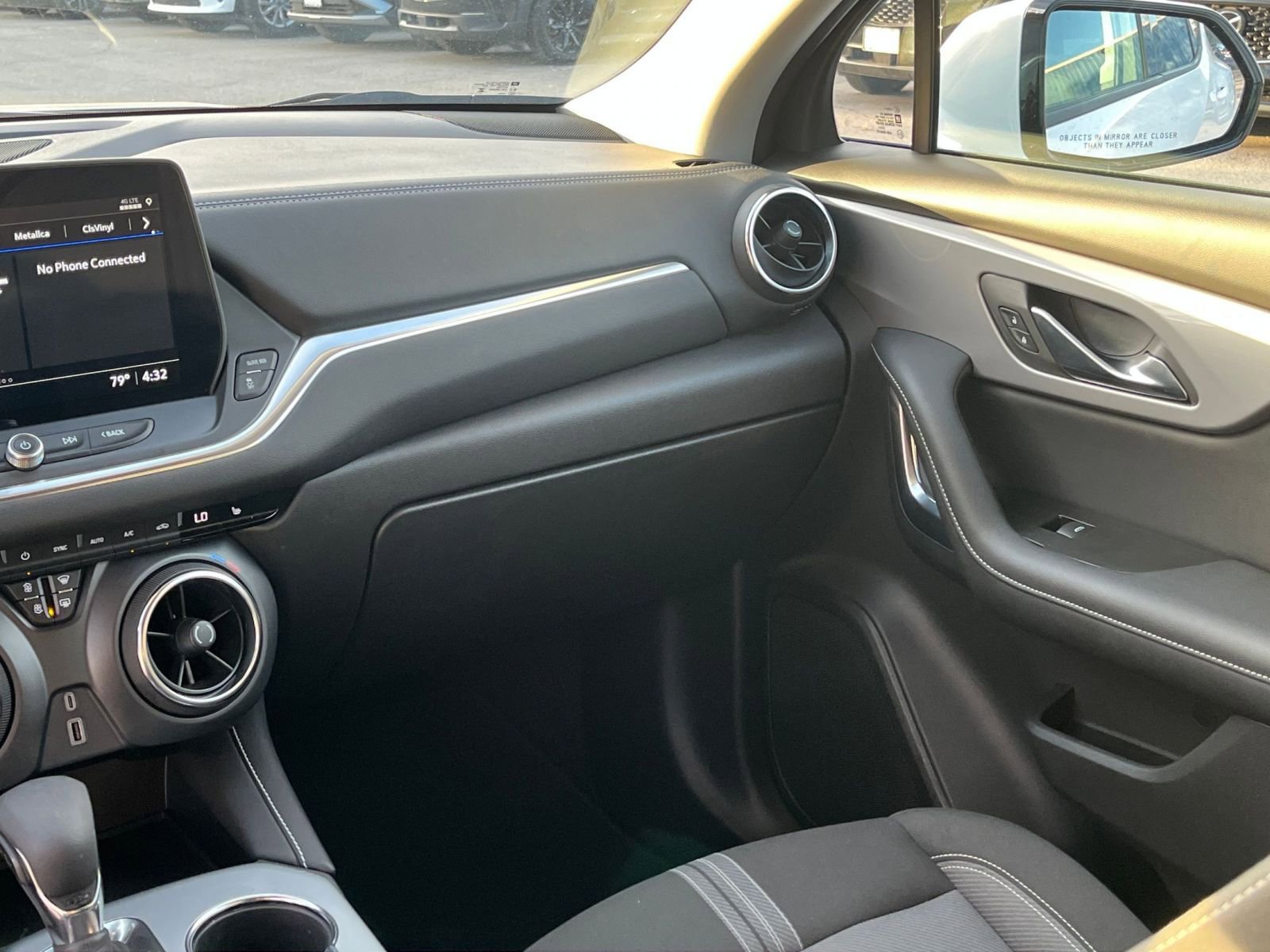 Thumbnail: 2025 Chevrolet Blazer - 35